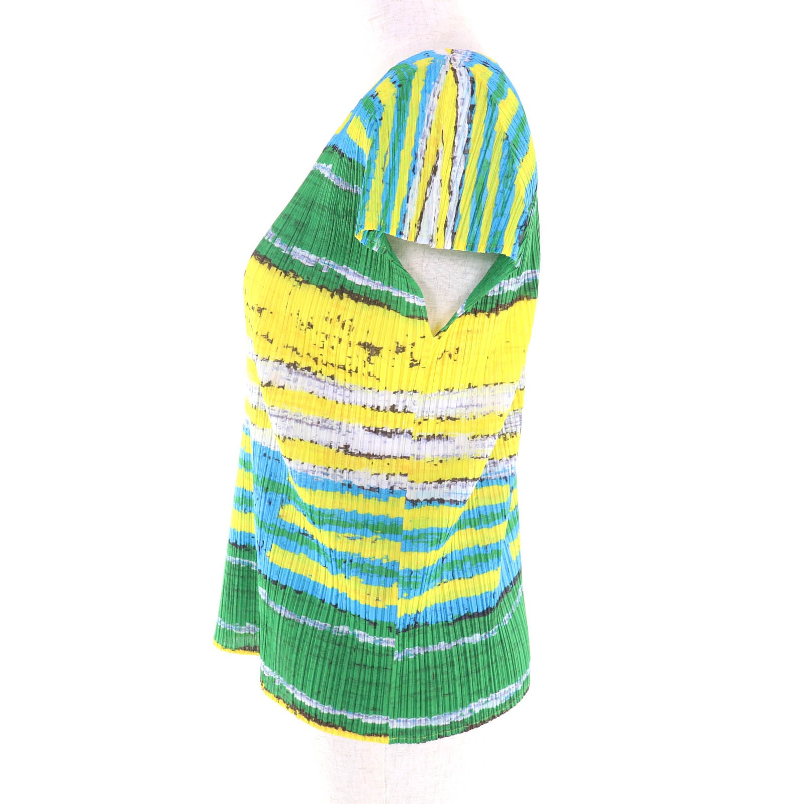 Issey Miyake PLEATS PLEASE PLEATS PLEASE All-over print Polyester T- – DUTY FREE