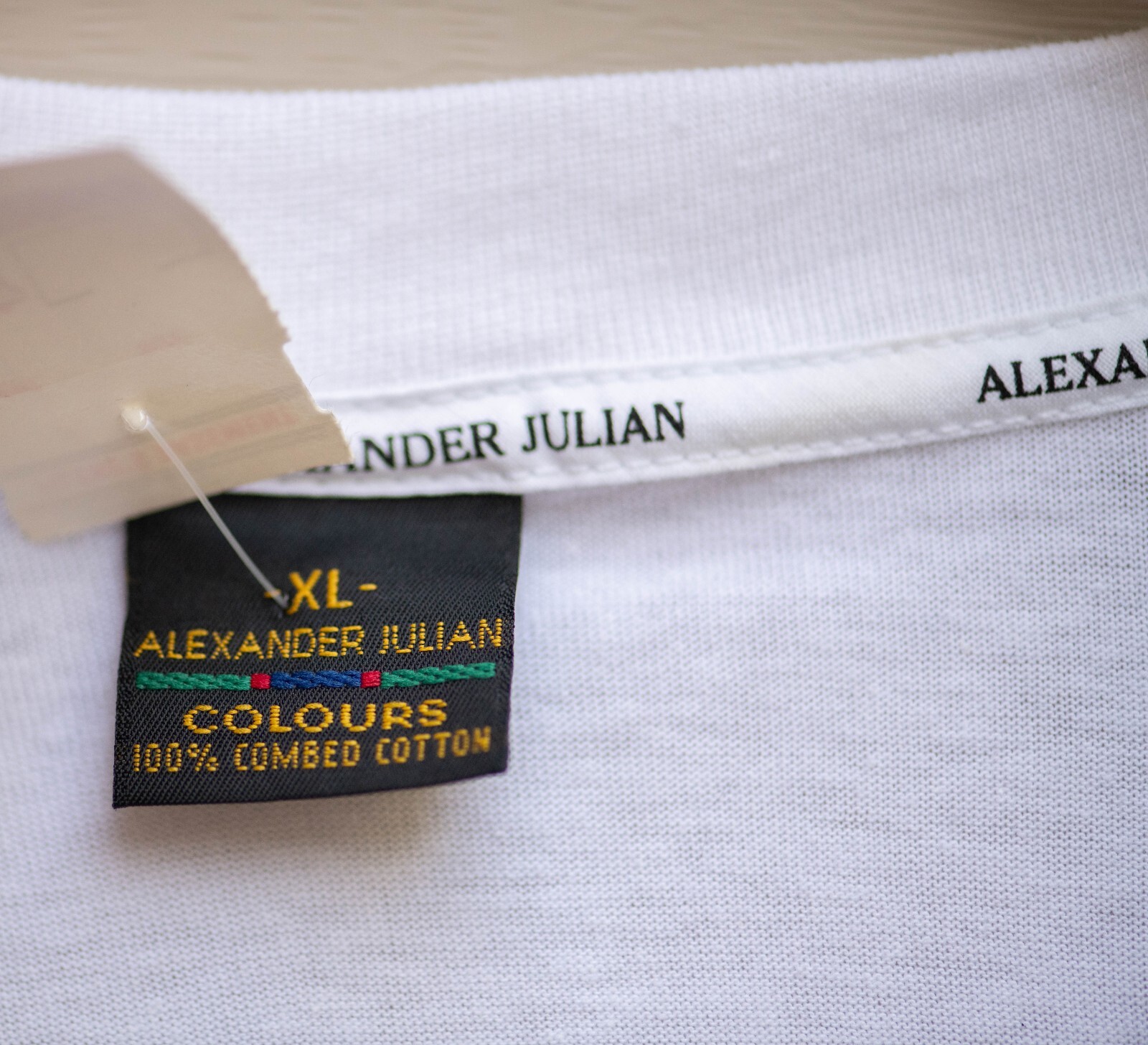 Vintage Alexander Julian T-Shirt Men’s XL White 100% Combed Cotton Single Stitch