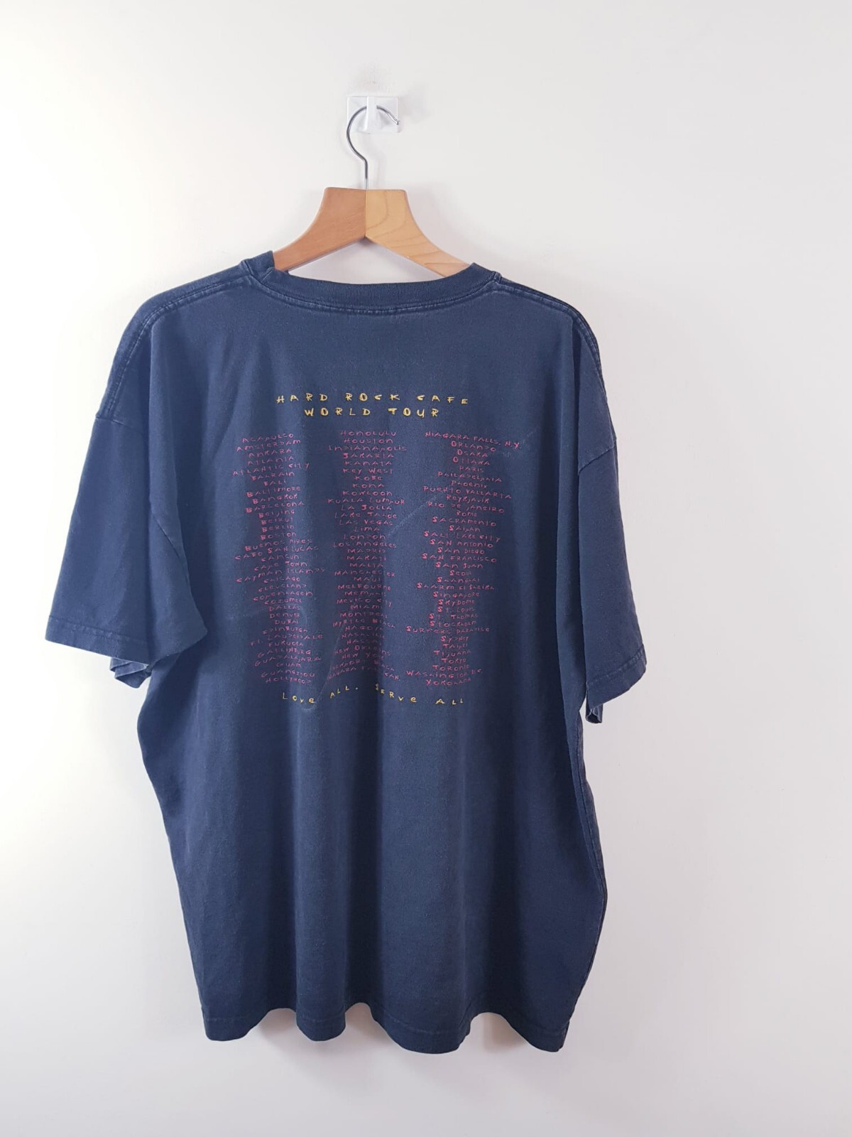 Vintage Hard Rock Cafe 30 days Montreal Tour Graphic Print T-Shirt Mens 2XL