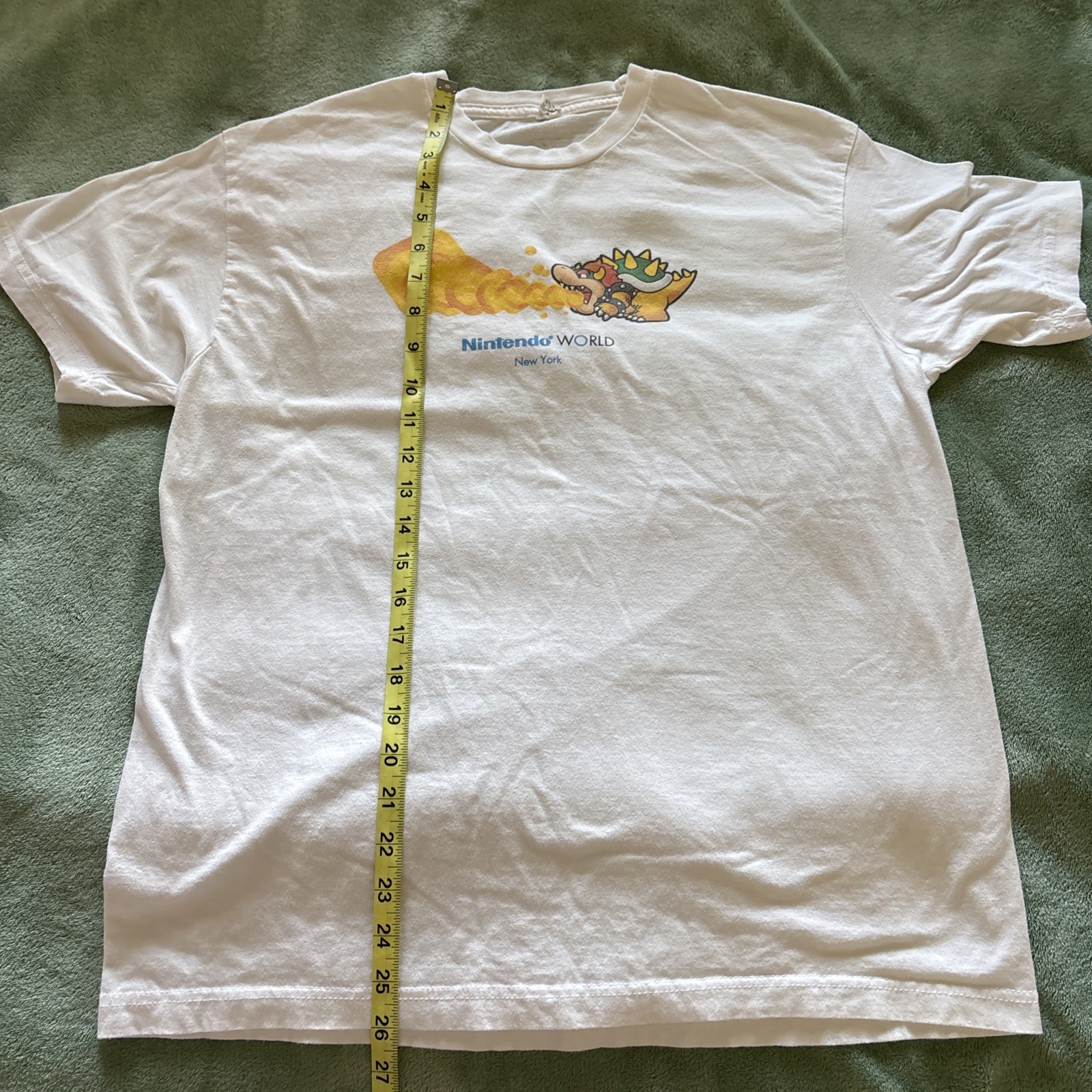 Nintendo World New York White Bowser Flames t-shirt Men’s Large Rare! – Tultex