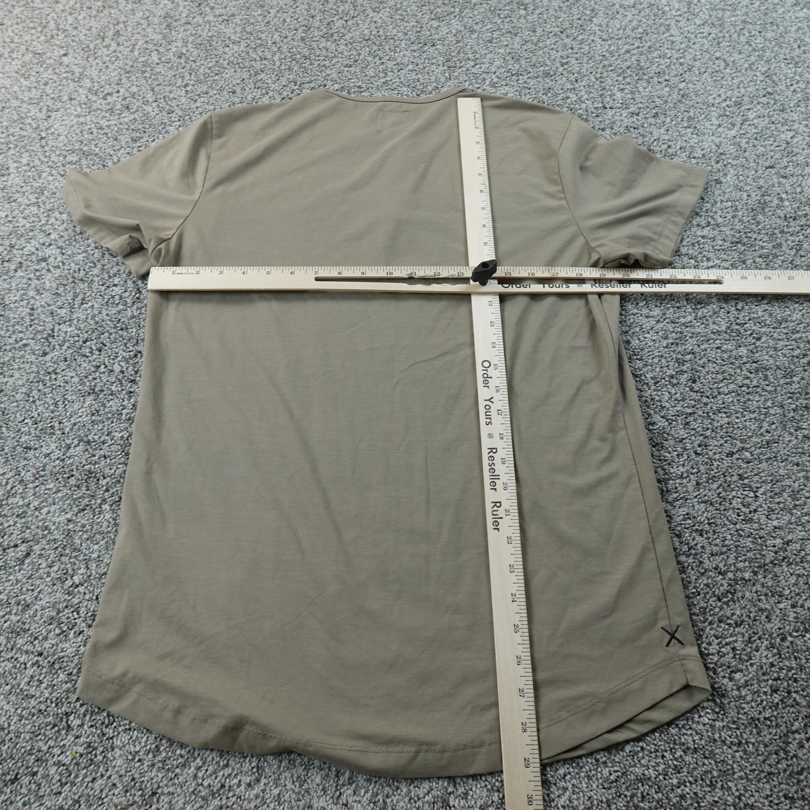 Cuts Shirt Mens L Beige Curve Hem Henley Short Sleeve Stretch Tee Performance