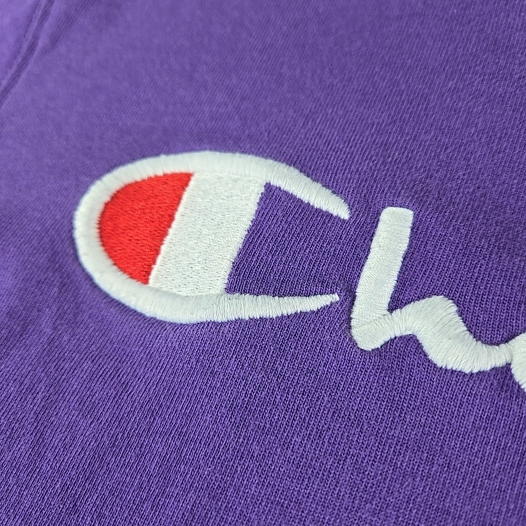 Champion Embroidered Logo T-Shirt Men’s Size Medium Purple Classic Sportswear