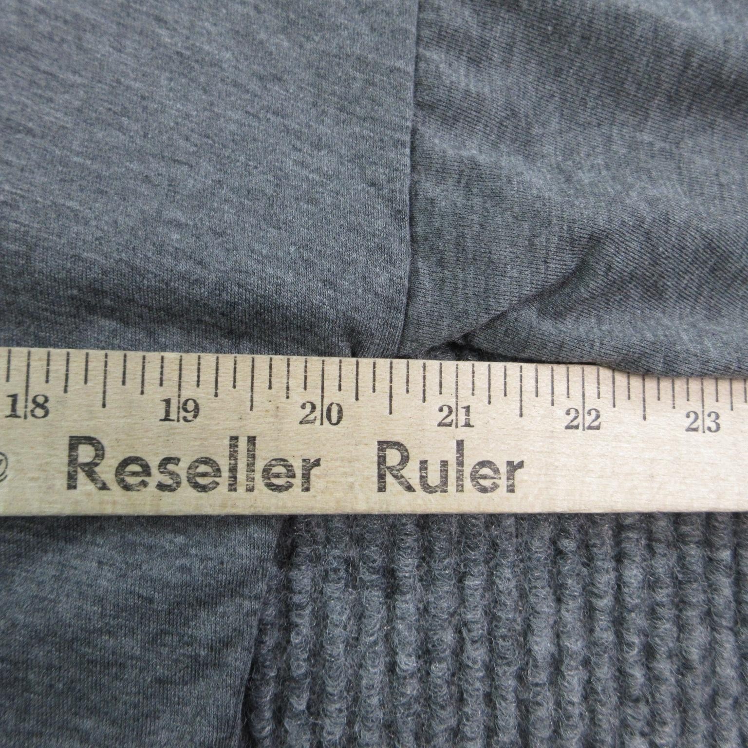 Gray V-Neck Shirt Mens M Polyester Spandex Short Sleeve Relaxed Lightweight NWOT