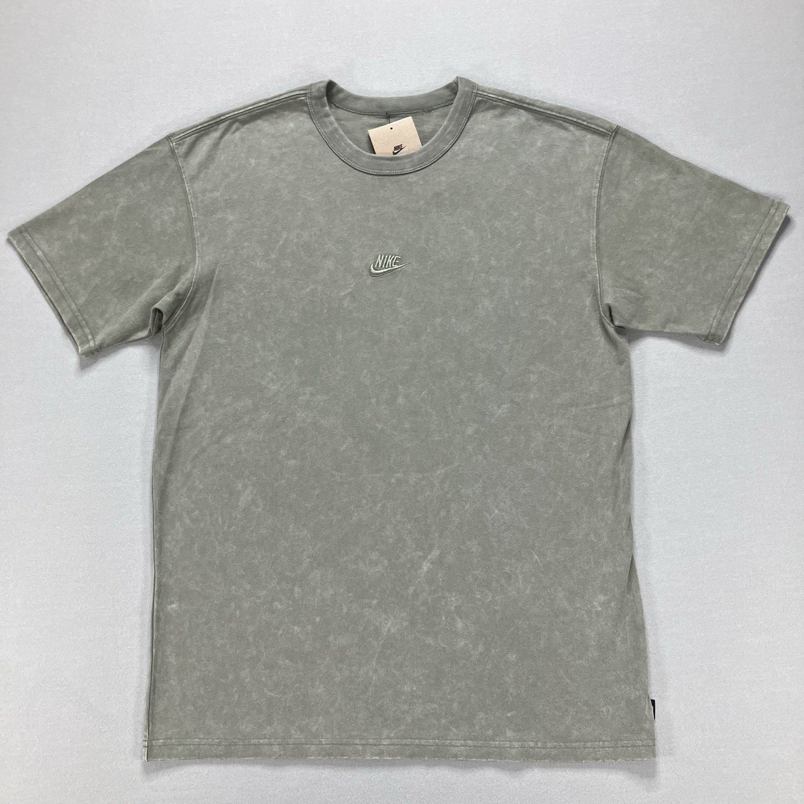 Nike Sportswear Premium Essentials Men’s Max90 Heavyweight T-Shirt Green Size S