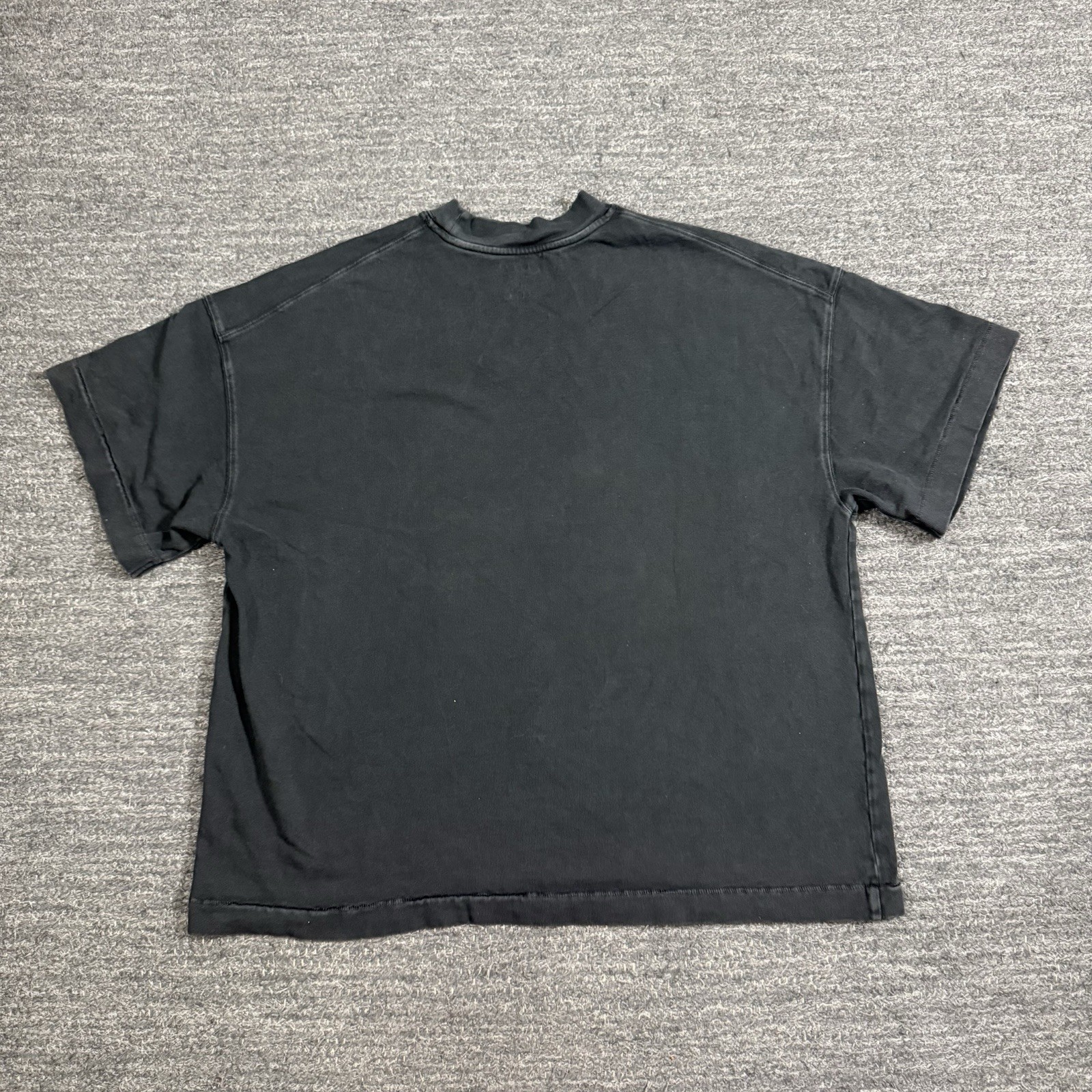 Mouty Tee Shirt Men Medium Boxy Portugal Faded Logo Short Sleeve T-Shirt Heavy