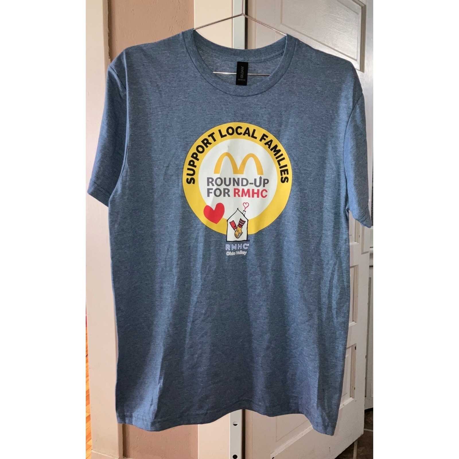 Gildan McDonald’s RMHC T-Shirt Medium Blue Support Local Families Charity Tee