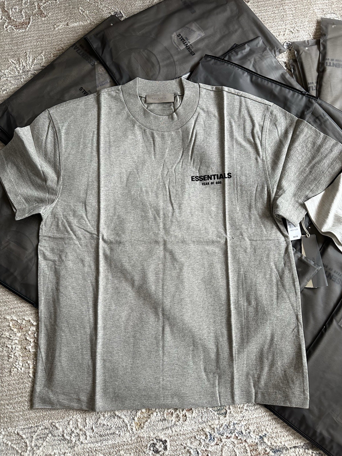 Size Large Dark Oatmeal – Fear of God Essentials T-Shirt Brand New Tags – Grey