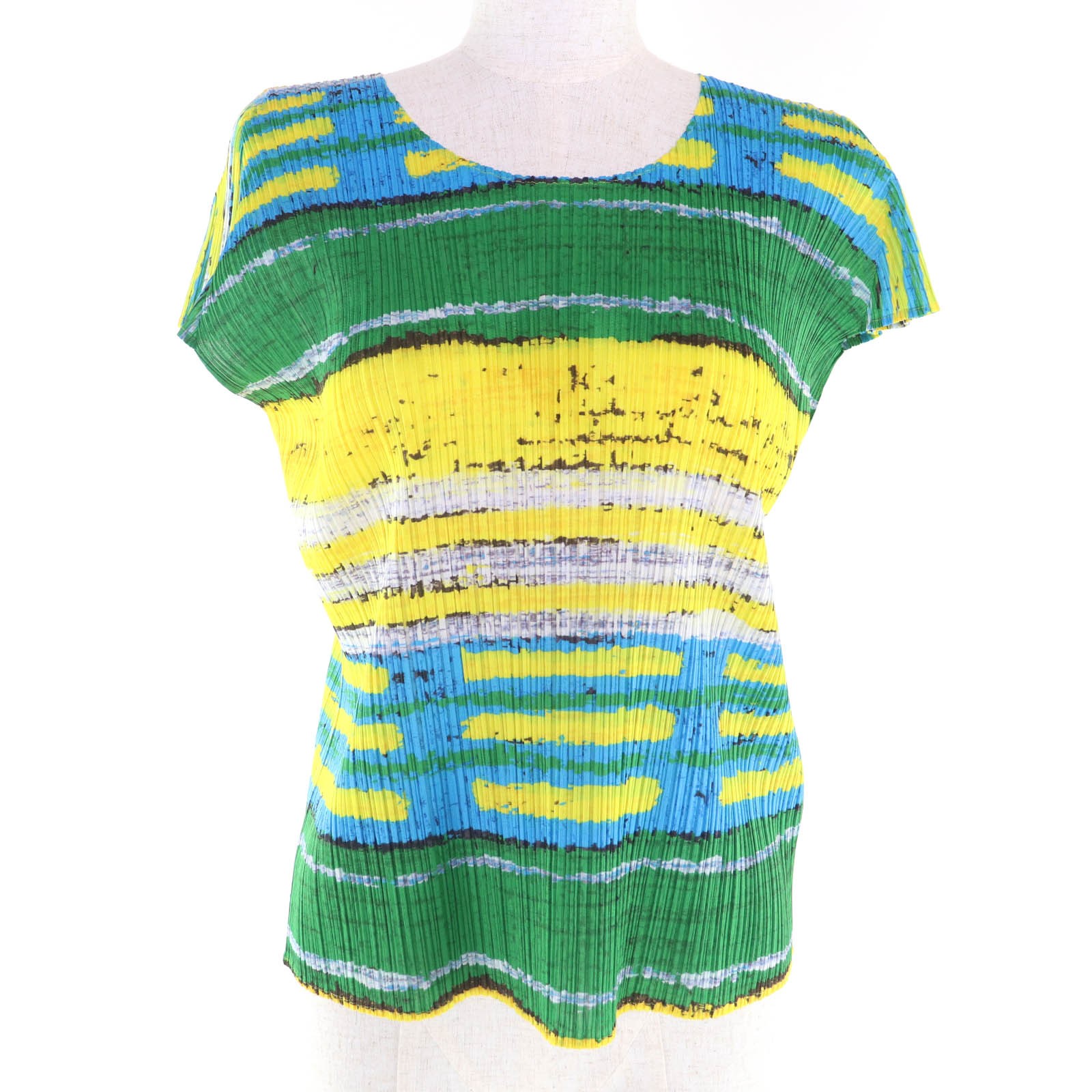 Issey Miyake PLEATS PLEASE PLEATS PLEASE All-over print Polyester T- – DUTY FREE