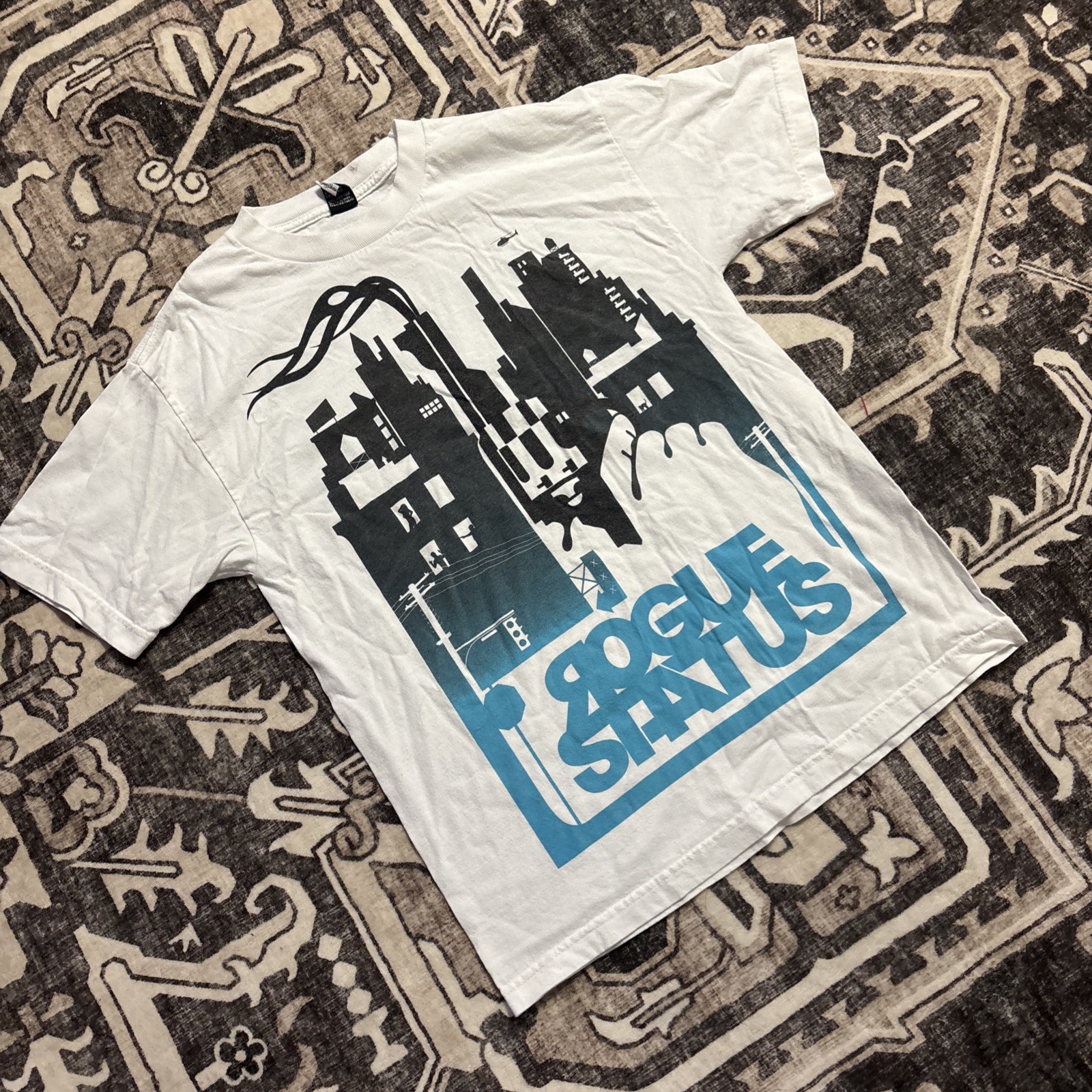 White Y2K Rogue Status Mean Street Short-sleeve T-shirt Size Medium