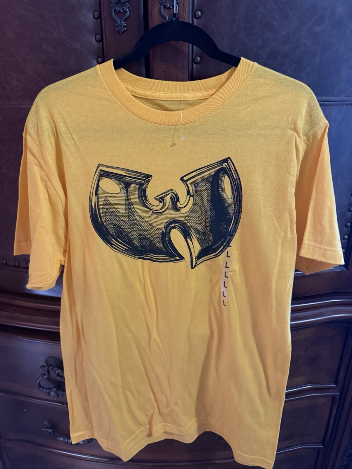 Brand new without tags Yellow Wu-Tang Clan Logo graphic tee #raptee #hiphop