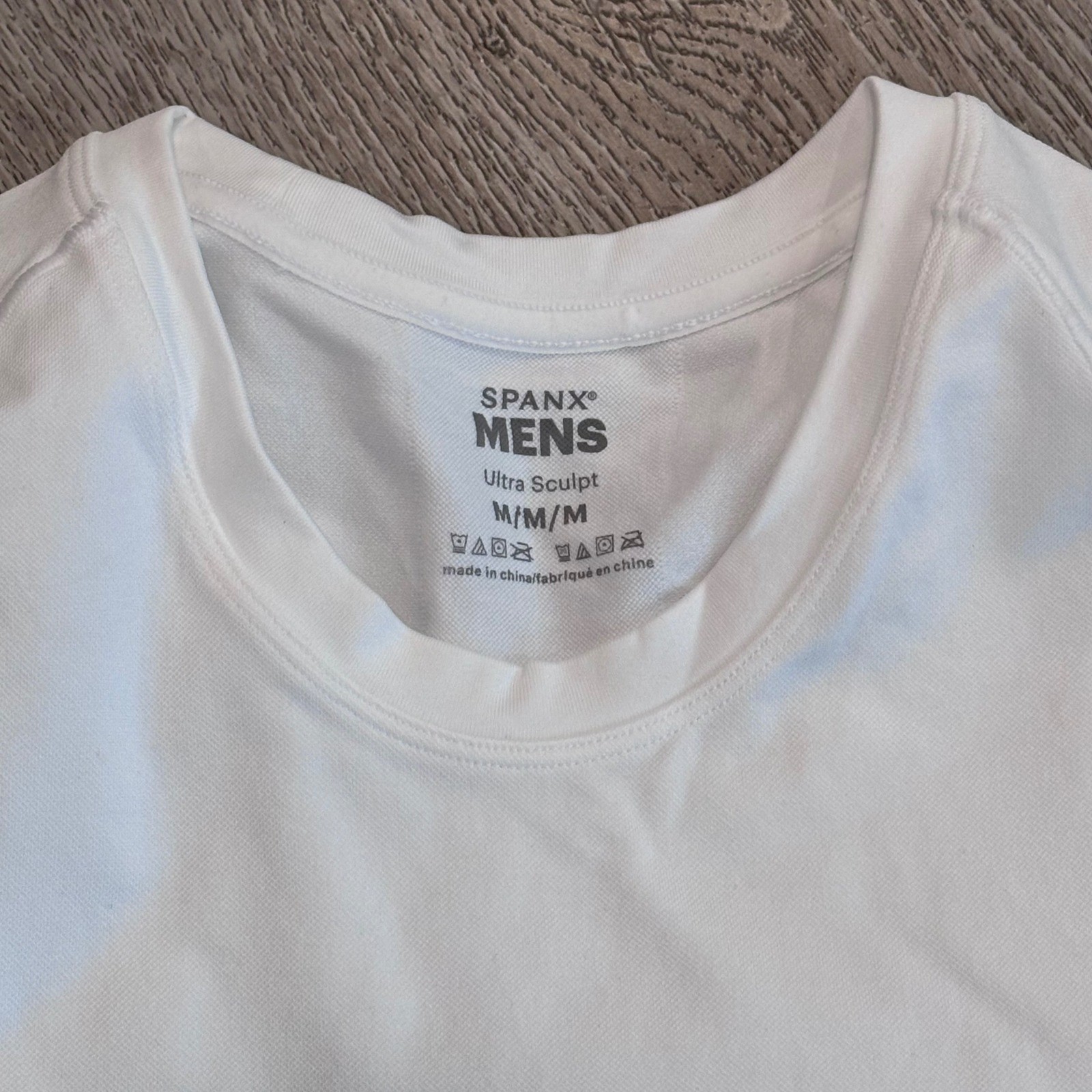 Spanx Seamless Crew Undershirt Mens Medium Bright White Ultra Sculpt 60012R New