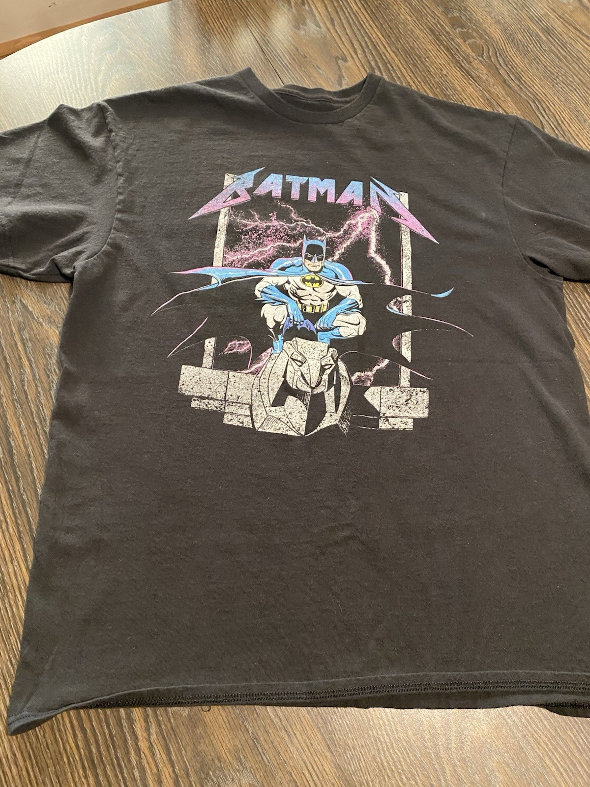 Batman METALLICA Script DC Universe Comic Gotham Black Men’s Large