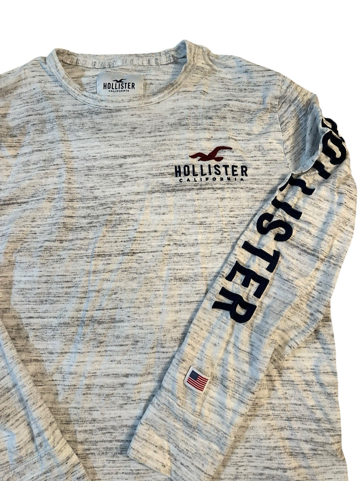 Hollister Long Sleeve Shirt – Mens Size Small – Heather Gray and White – USA
