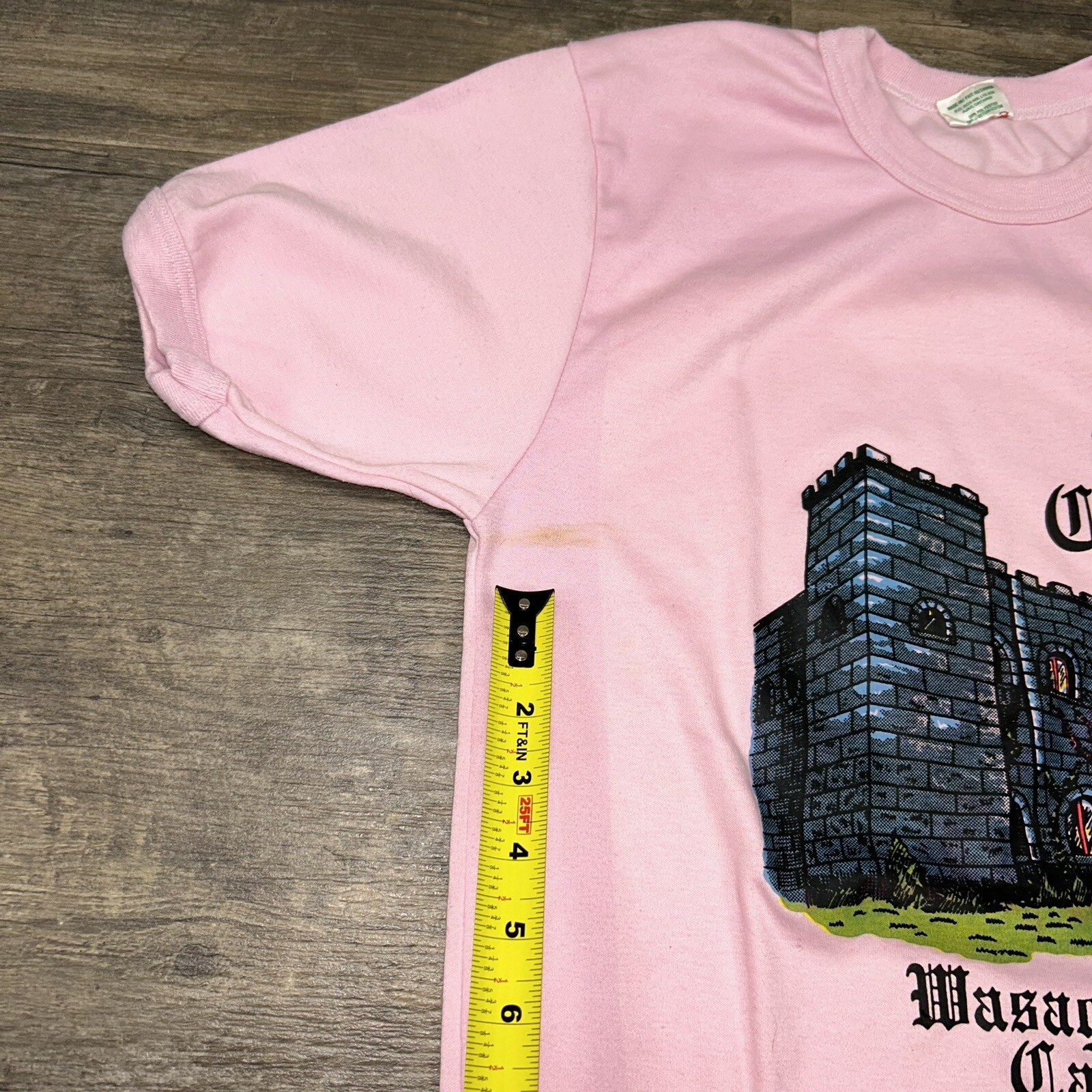 Vintage McLean Deluxe Graphic T Shirt Size XL The Castle Wasaga Beach, Canada