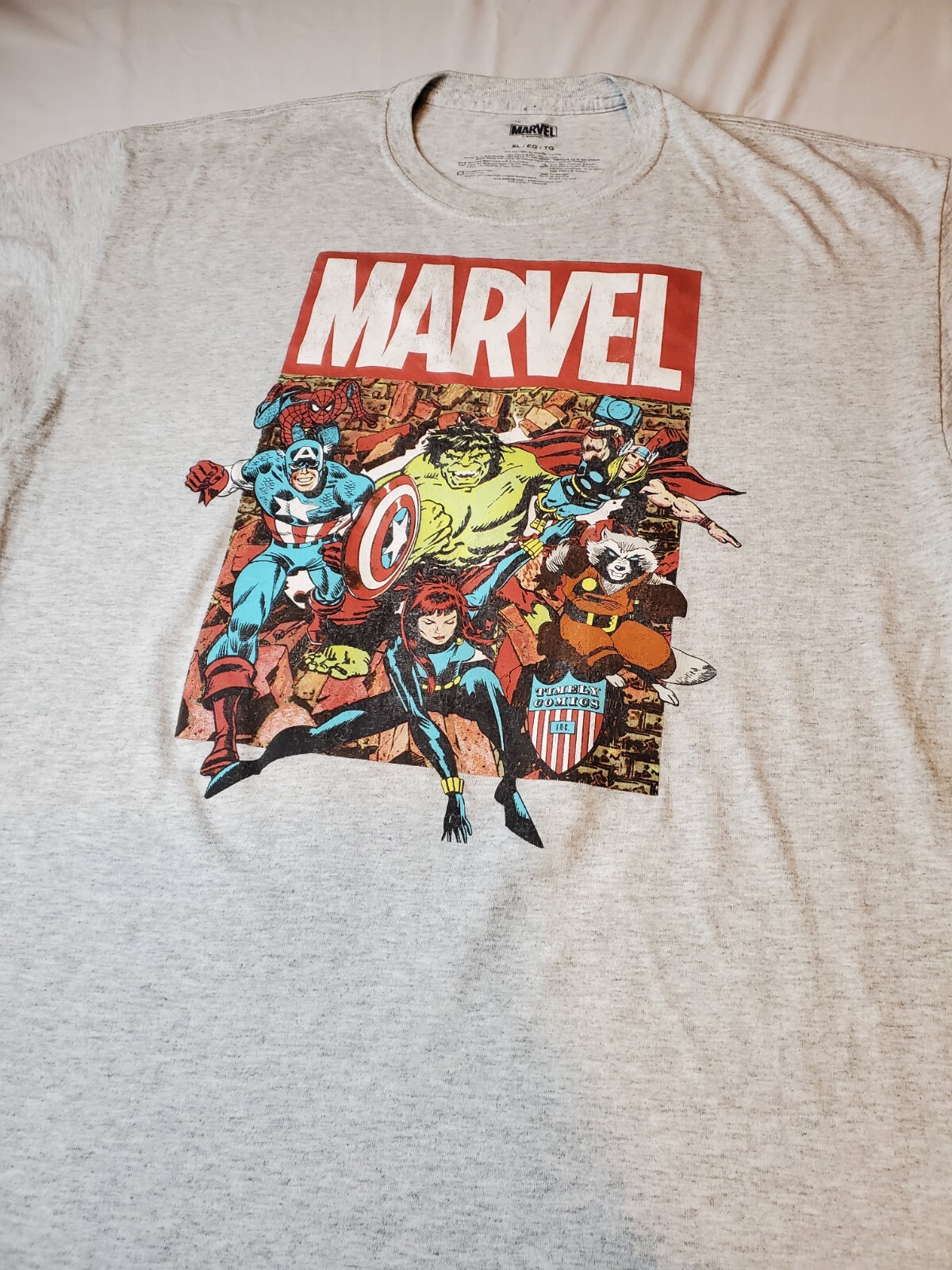 MARVEL COMICS T SHIRT MENS GOLDEN AGE AVENGERS XL GRAY 21.5×29