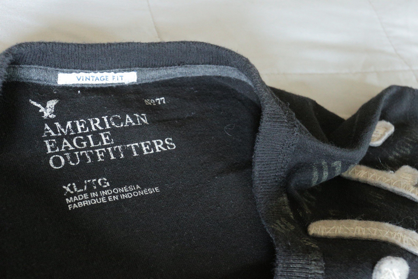 American Eagle Men’s Vintage Fit Black Graphic Tee XL/TG Crew Neck Shirt