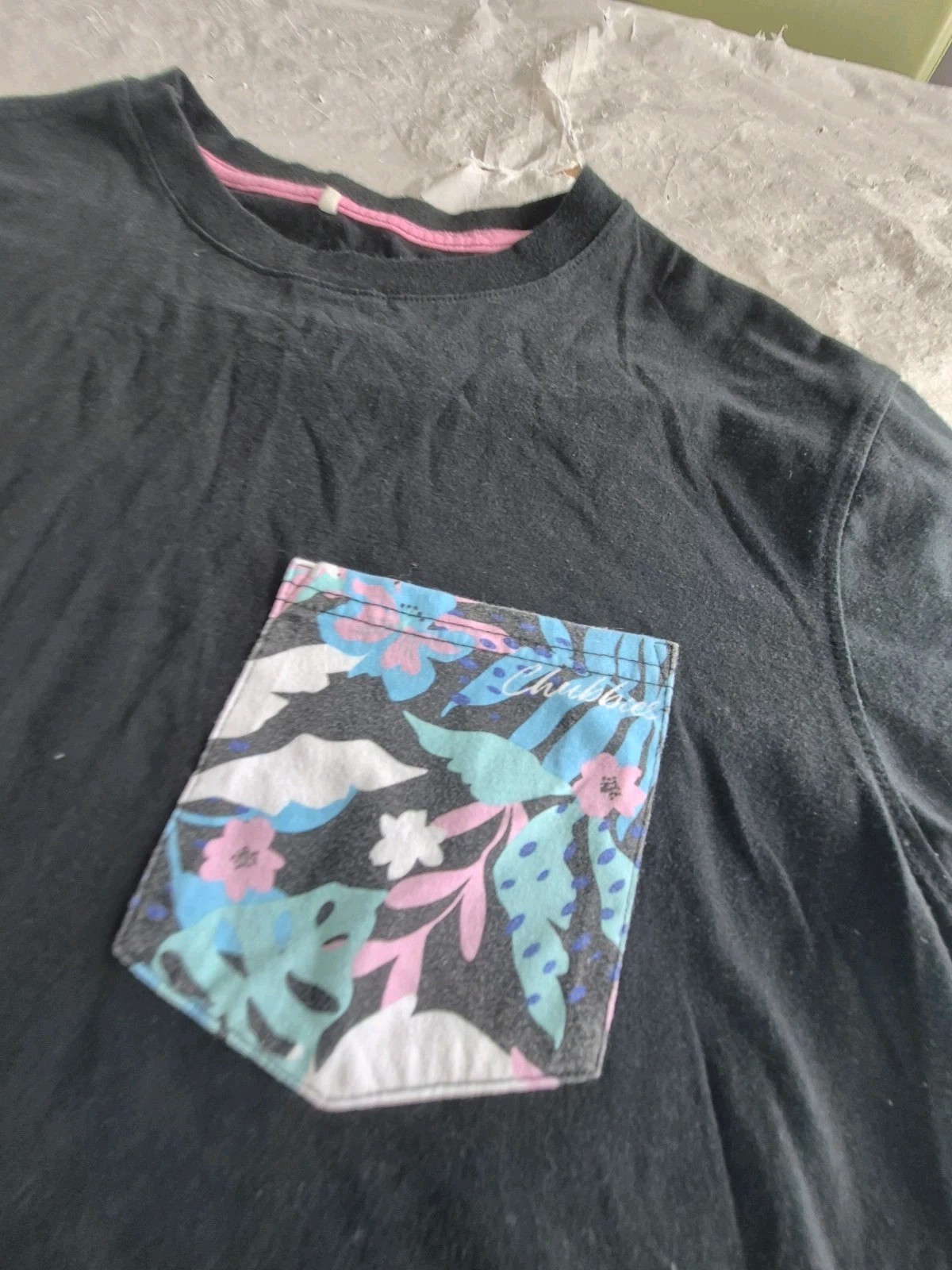 Men Chubbies The Weekend Has Arrived Short Sleeve Black Pocket Tshirt Medium