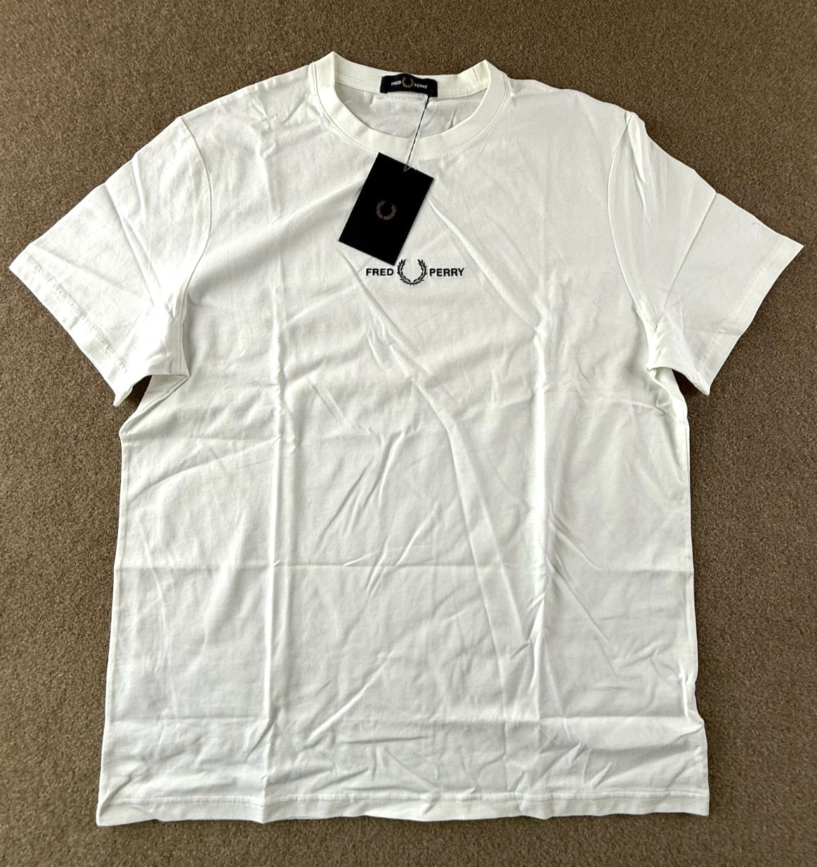 NWT Fred Perry Logo-Embroidered Crewneck White T-Shirt Men’s Size Large M4580