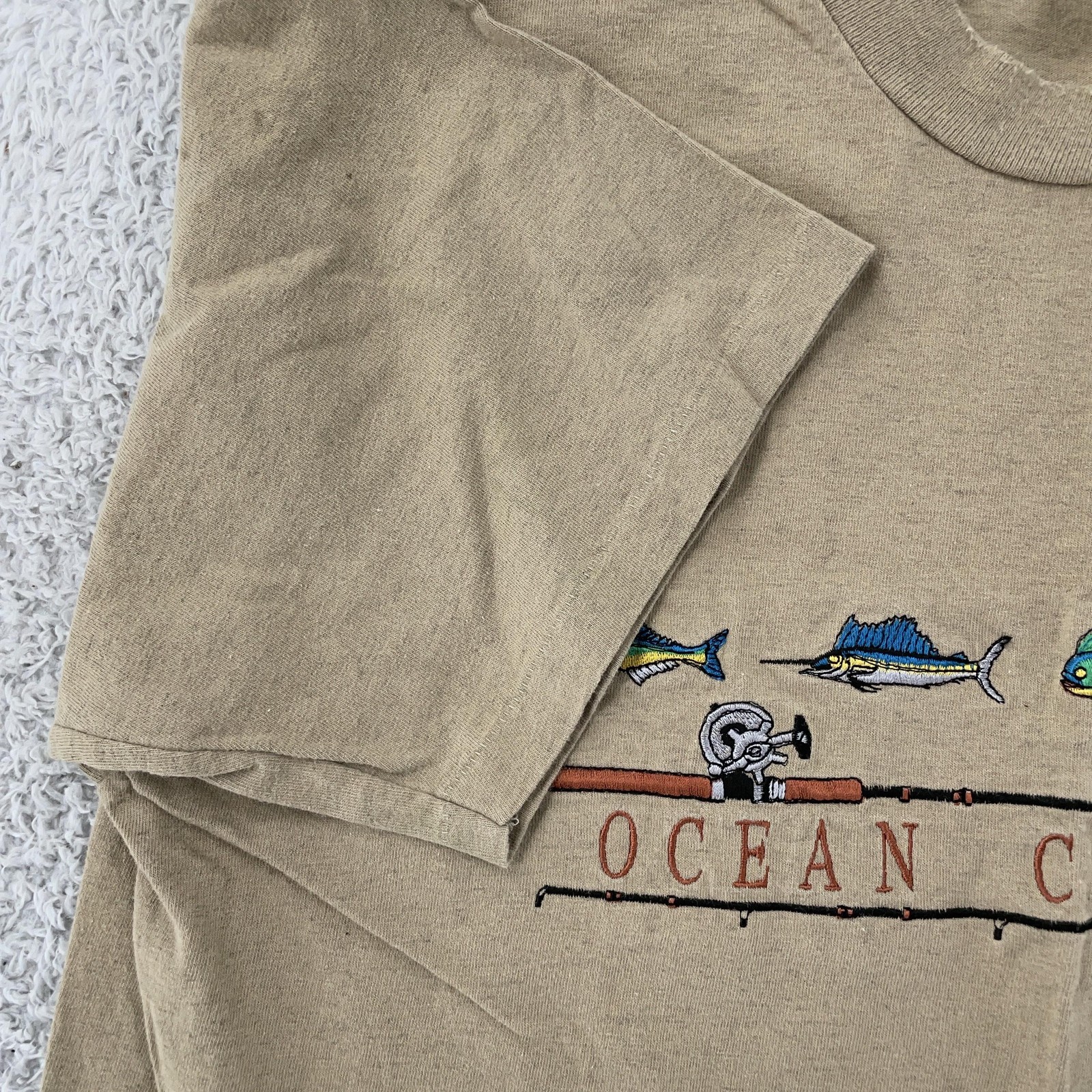 Vintage Ocean City Maryland Embroidered Shirt Mens M/L Tan Fishing Fish USA 90s