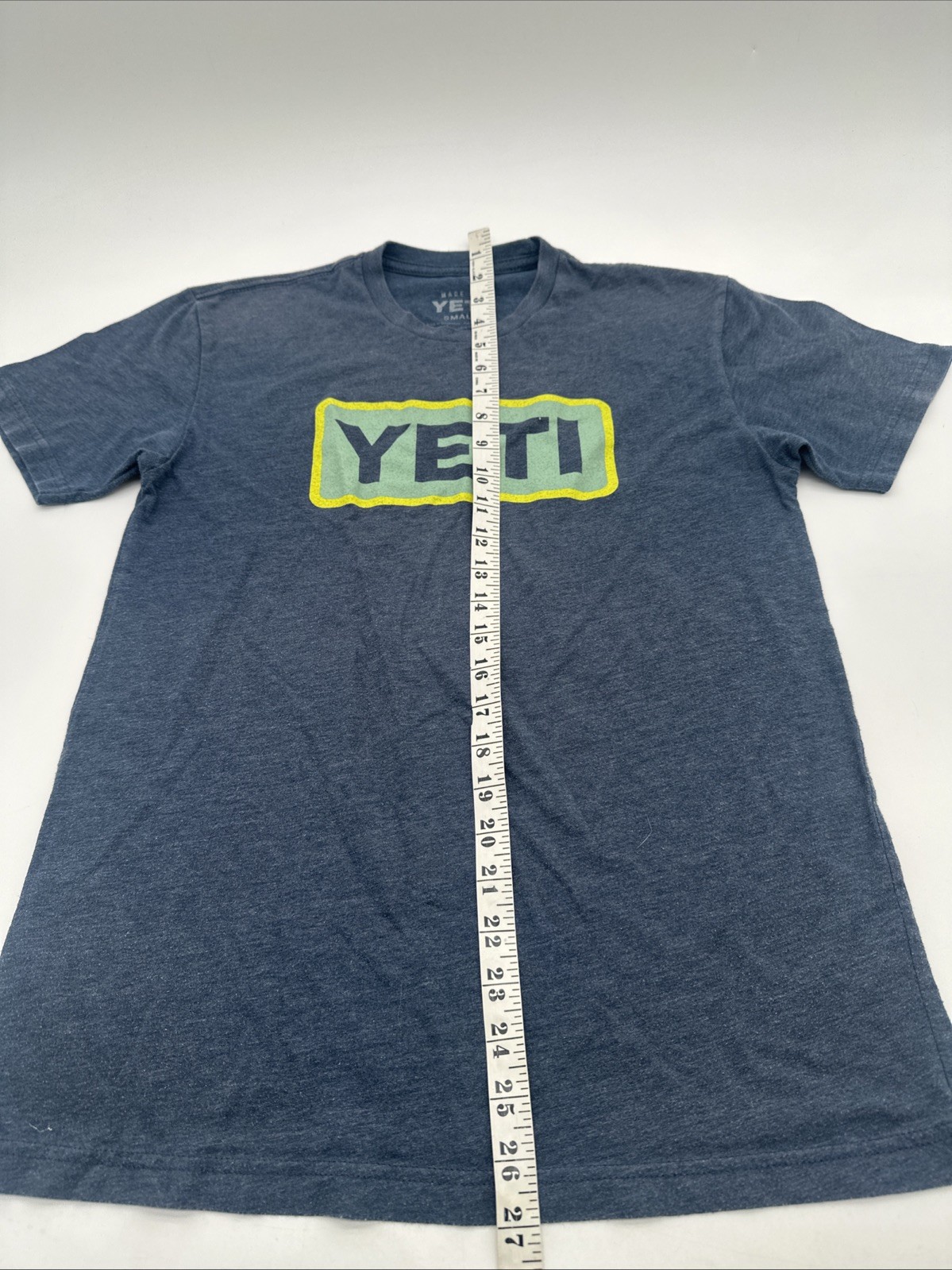 Yeti T-Shirt Men Small Graphic Print Logo Gray ..#32242