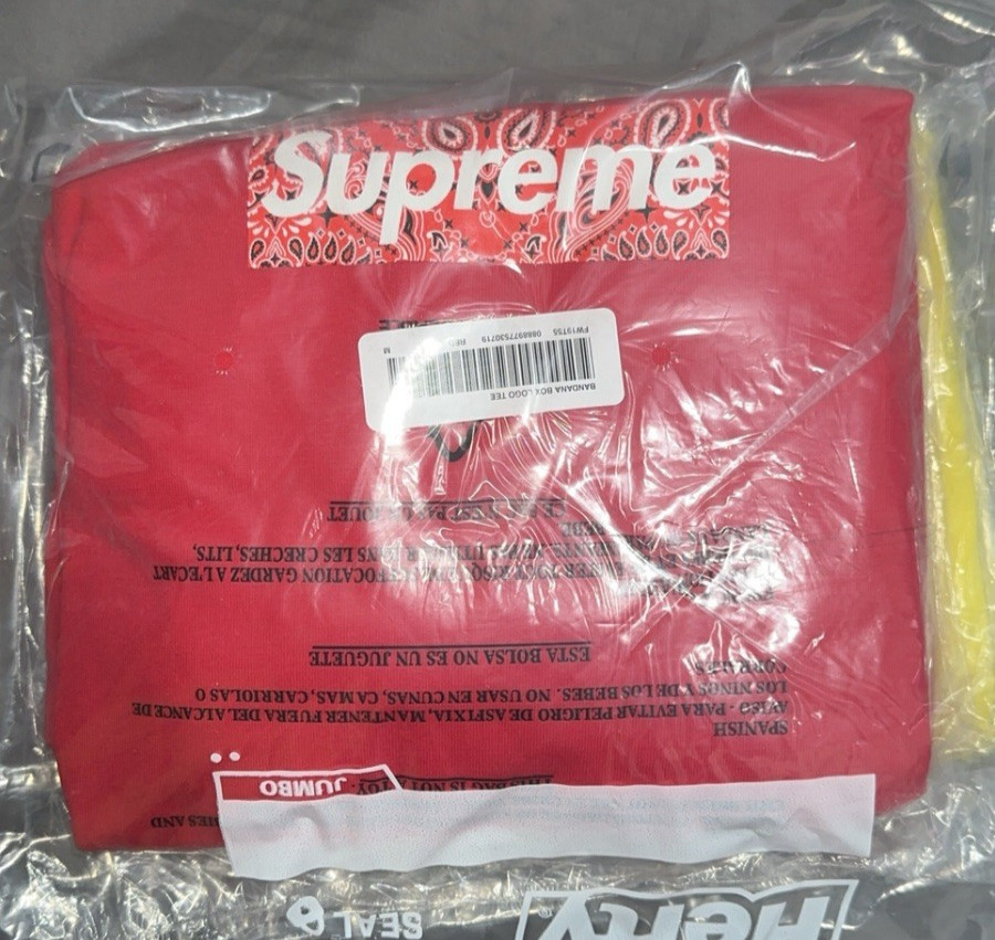 Supreme Bandana Box Logo Tee Red New in Original Packaging FW19 Size M