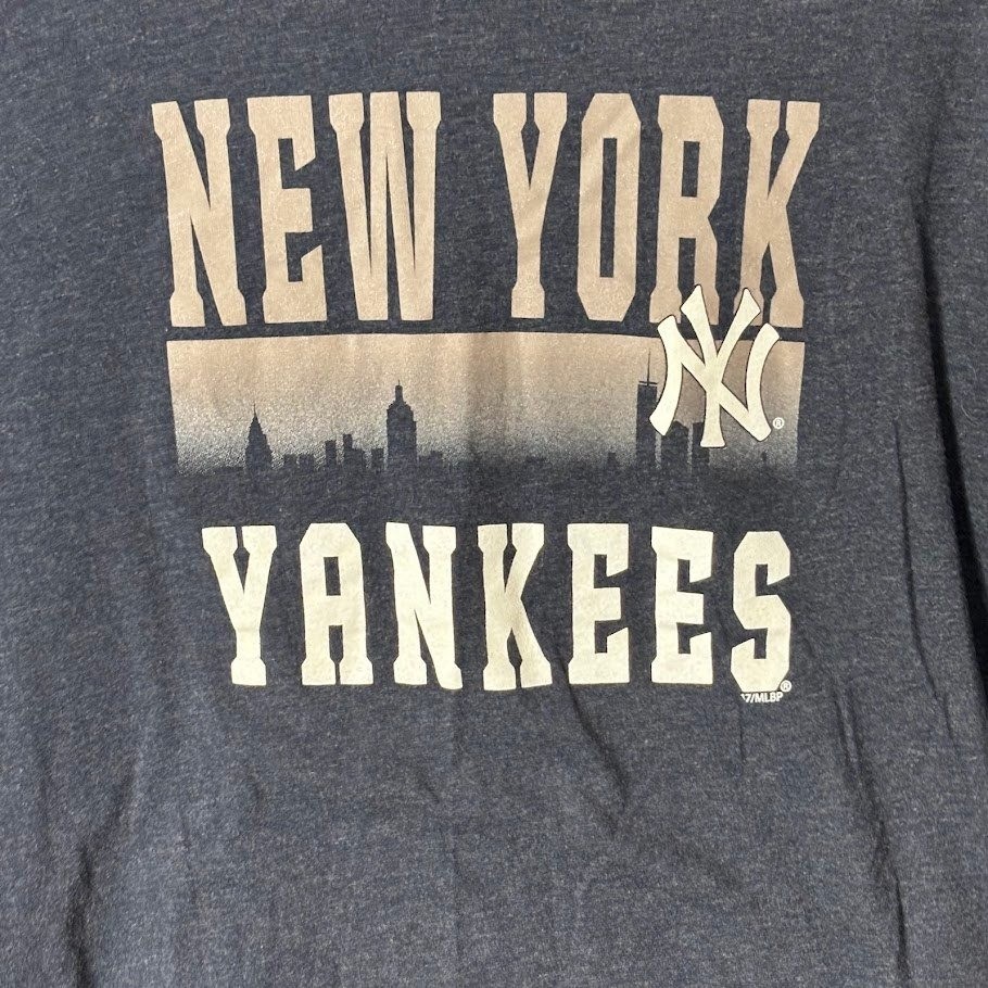47 Brand New York Yankees T Shirt Mens XL Navy Blue Heather MLB Skyline Graphic