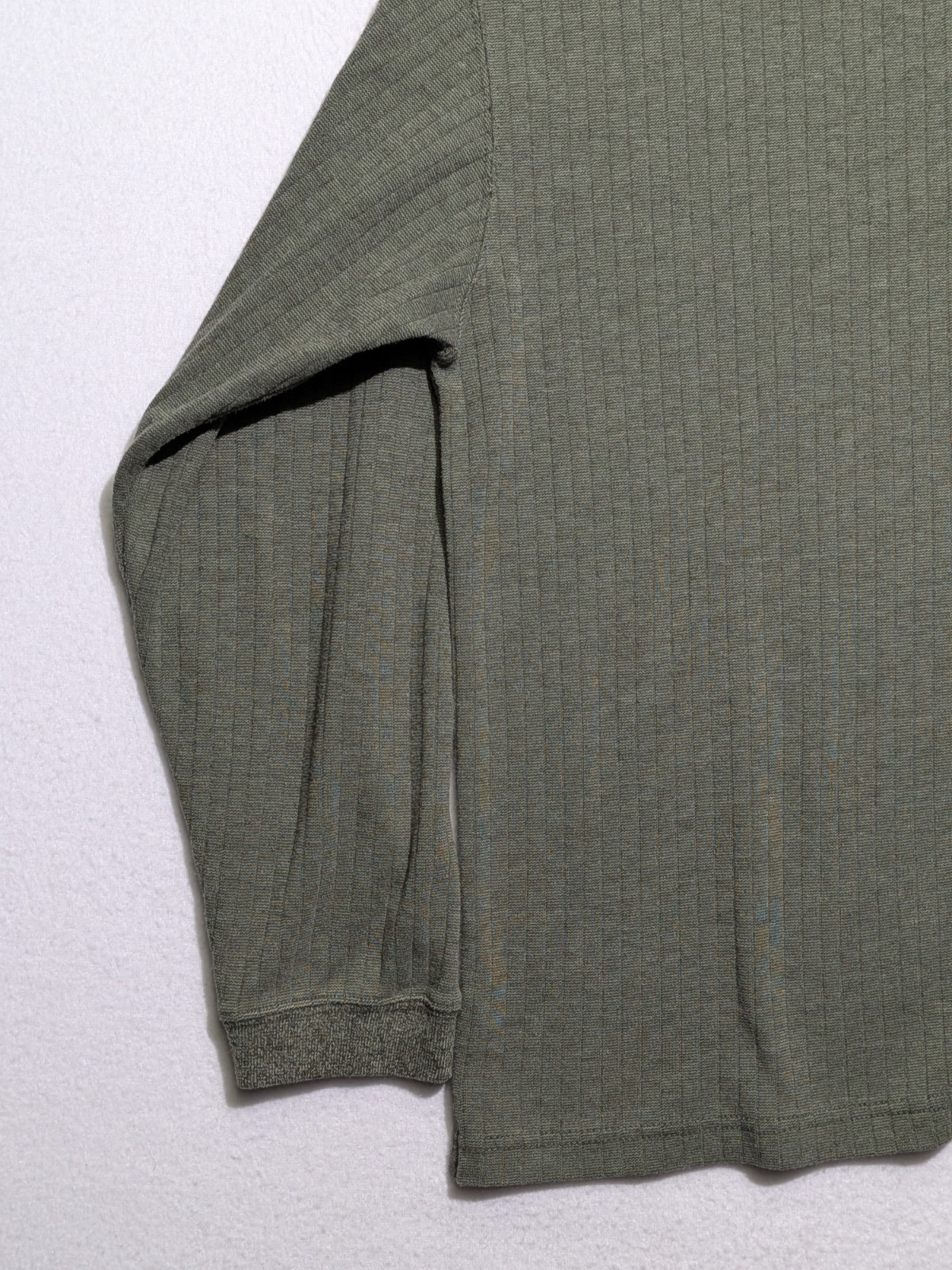 Consensus Sportswear Ribbed Henley Long Sleeve Shirt Size L Mossy Green Cotton