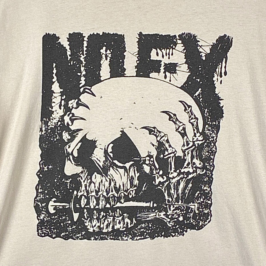 NOFX Tshirt Mens XL Beige Black Final Tour Skull Thrash Skate Punk Rock Band