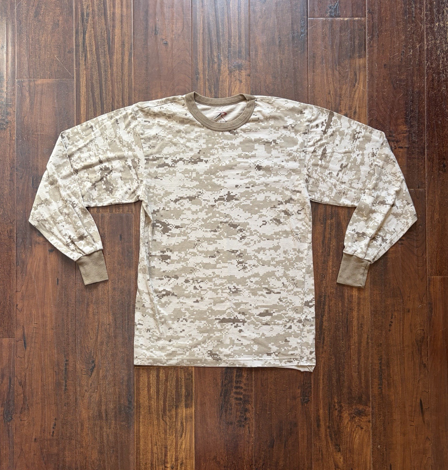 Rothco tan and brown camo long sleeve shirt Size M bottom hem falling apart