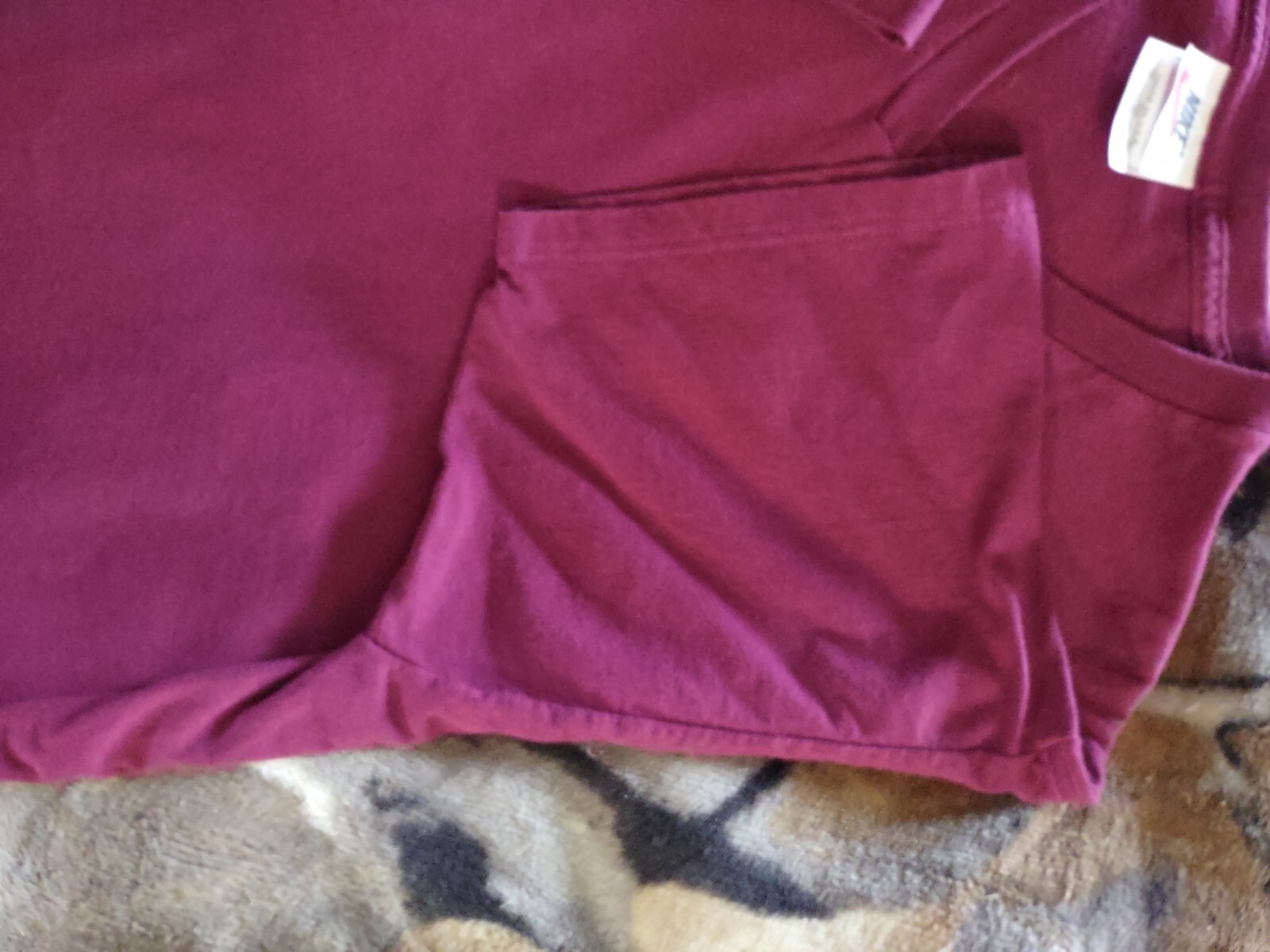 VTG Nike V Neck Tee Mens XL Burgundy Made In USA Embroidered Swoosh