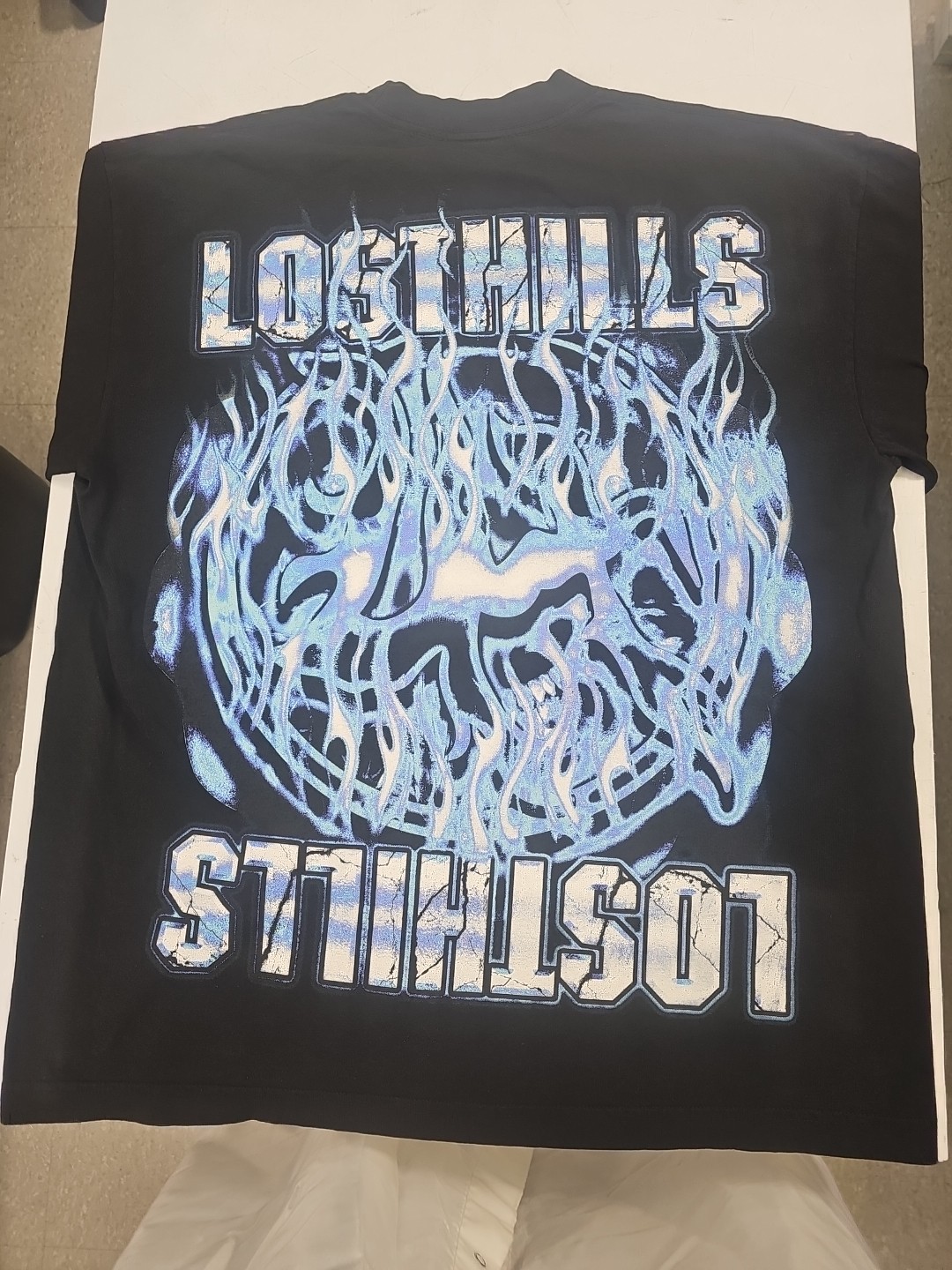 LOST HILLS LOGO FRONT AND MIRROR STYLE LGO BACK BLACK MEN’S LG (OS) FIRE 🔥 🔥