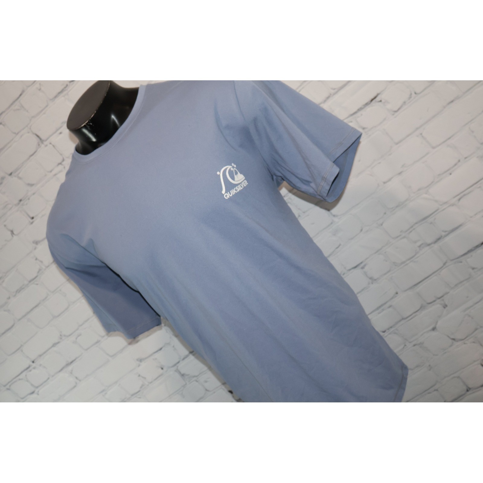 Quiksilver Sun Shirt Mens XL Blue Moisture Wicking Surf Tee Nylon Spandex Swim