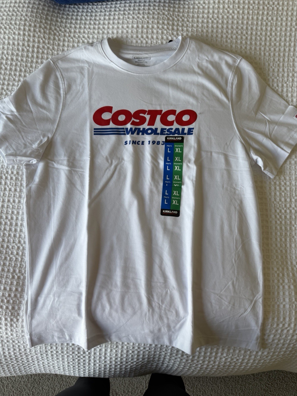 Costco Kirkland Signature Unisex Logo Crewneck Tee, White, Men’s L Women’s XL