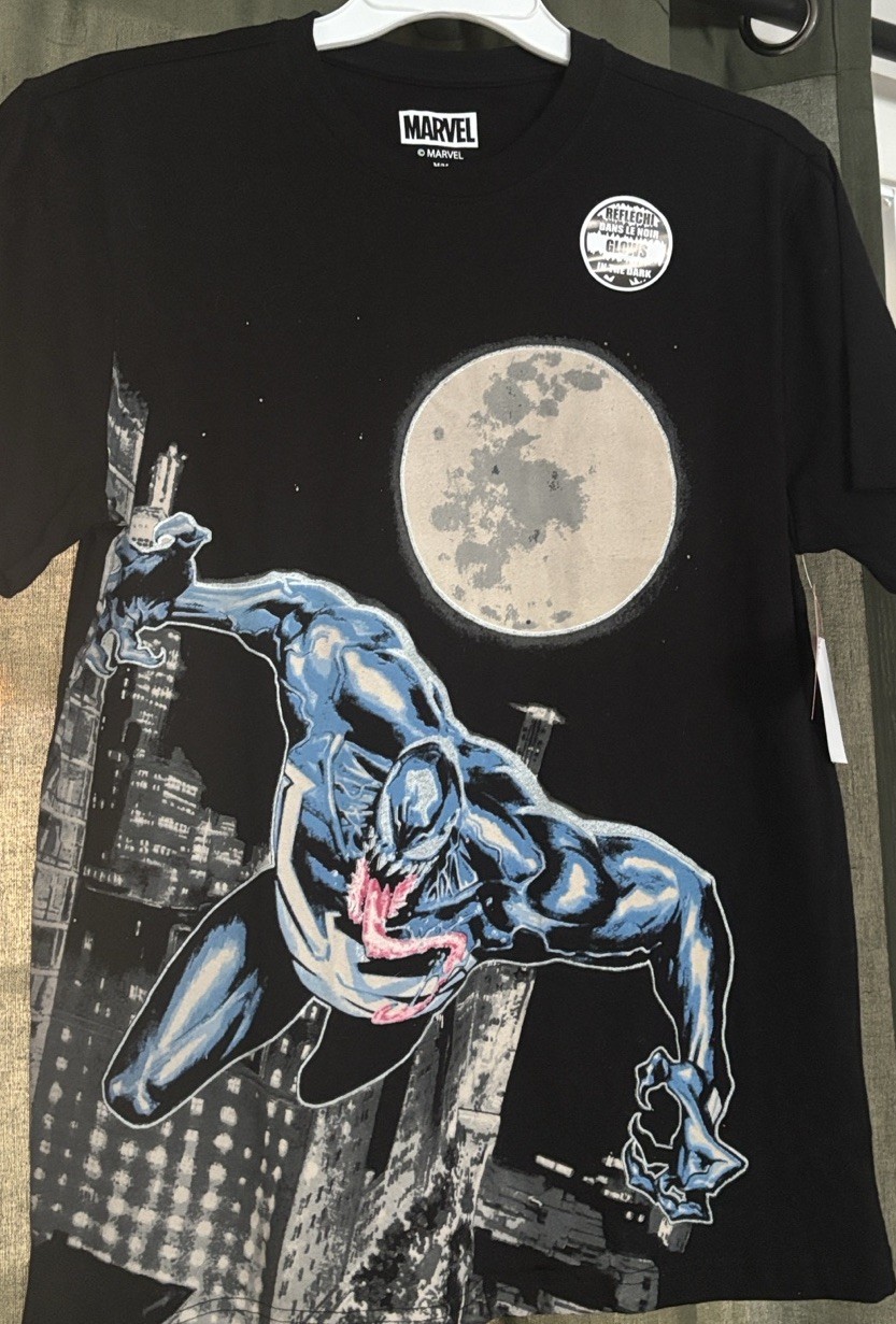 Marvel Venom Graphic Tee Men’s Medium Black Shirt – Glow In The Dark New W/ Tags