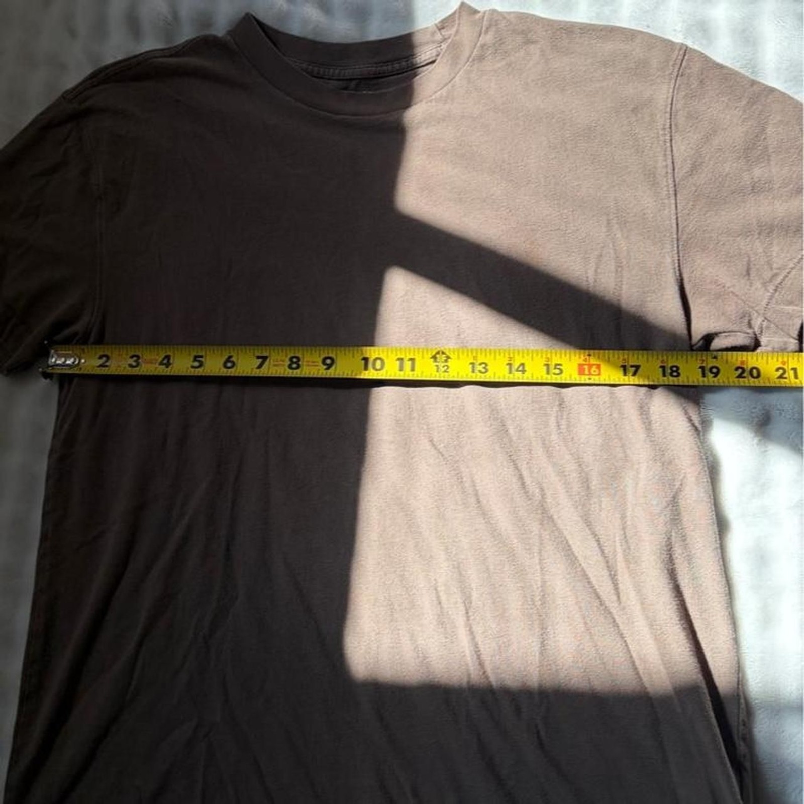 Abercrombie-fitch Men’s Brown and Tan T-shirt