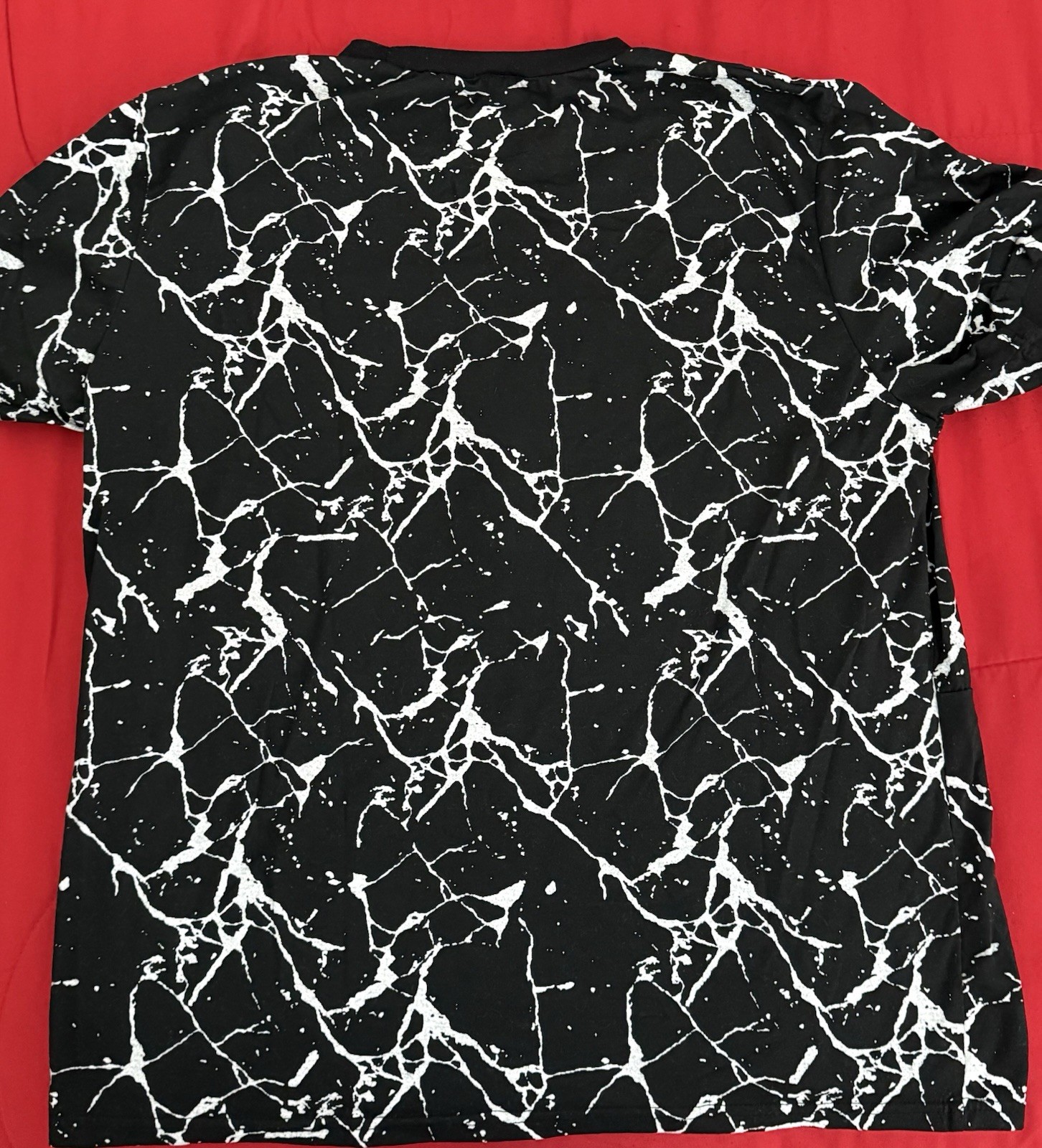 Phat Farm Men’s L/G Regular Black White Marble Graphic Tee Gold Logo Crewneck