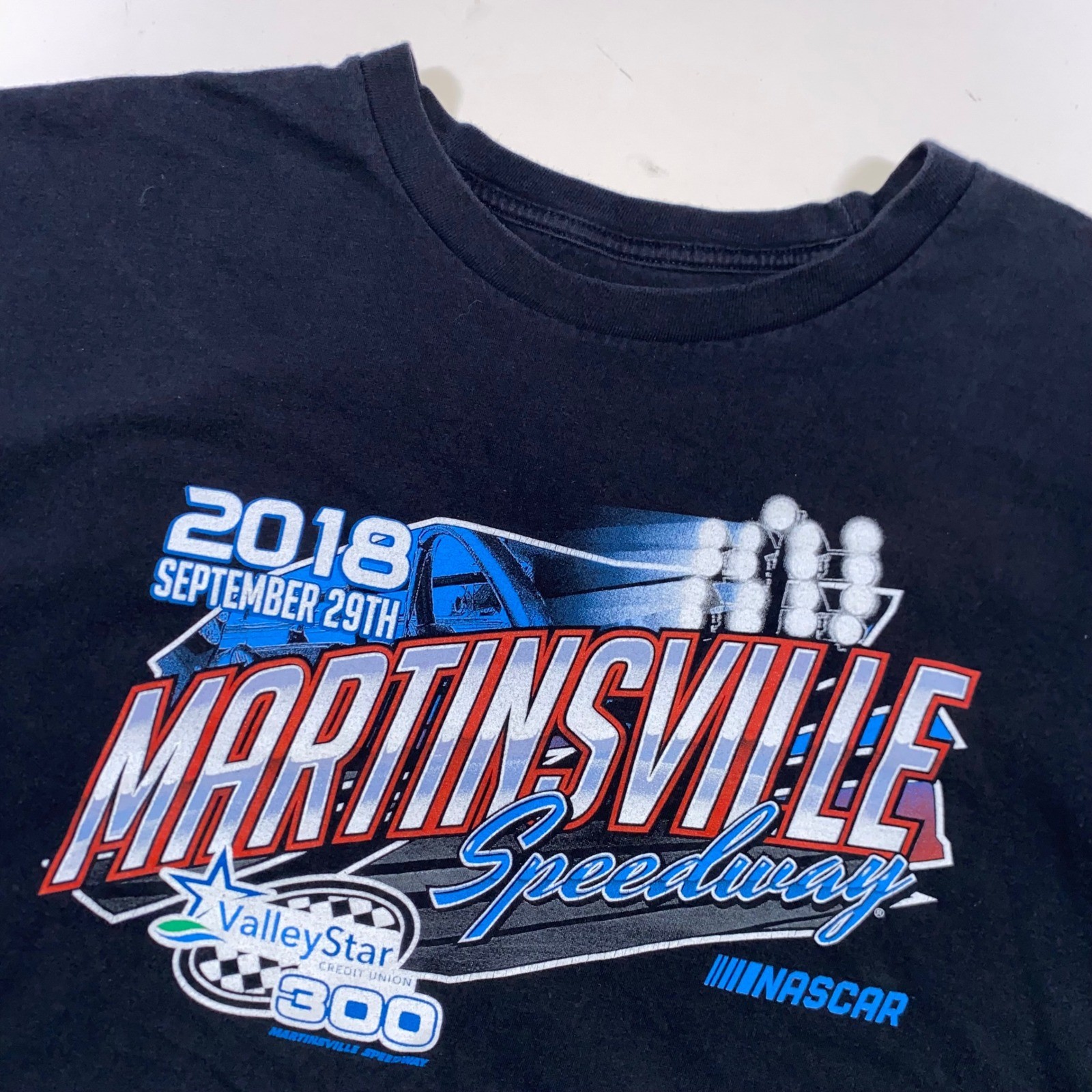 NASCAR Martinsville Speedway 2018 ValleyStar 300 Fanatics Graphic T-Shirt Mens L