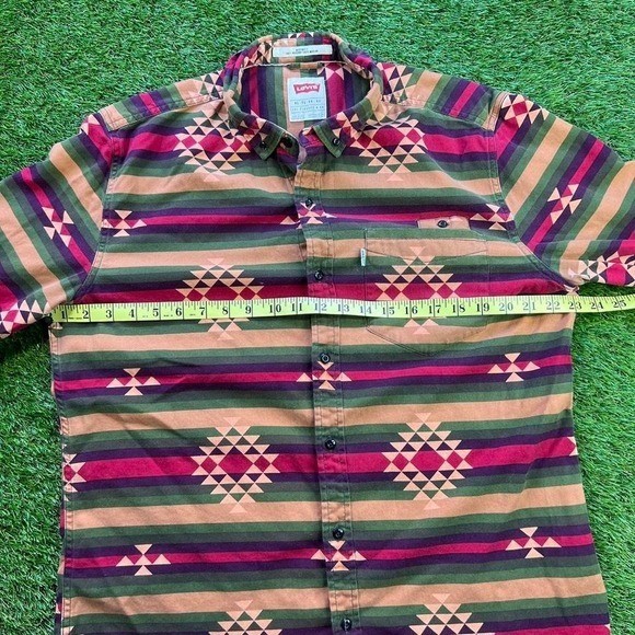 Levi’s multicoloured Aztec button up shirt Size XL