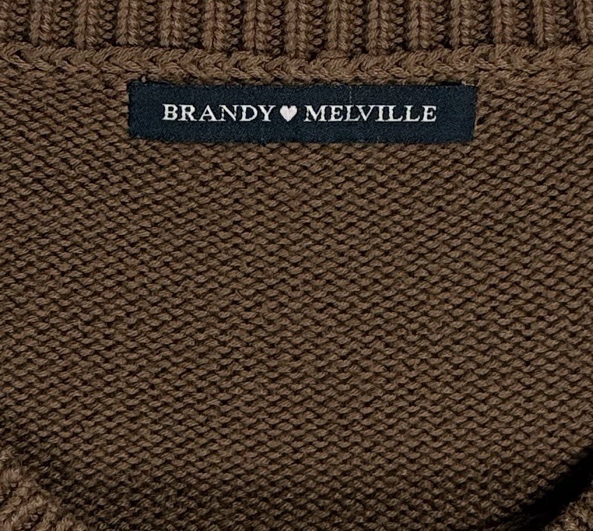 Brandy Melville 45% cotton 55% acrylic brown knit longsleeve T Shirt