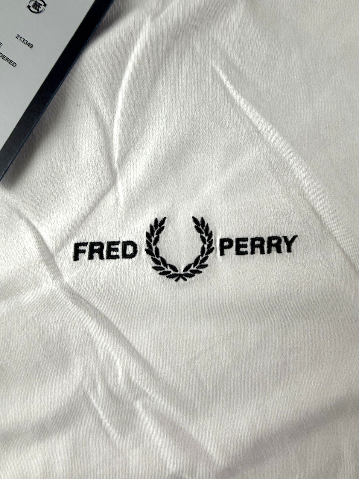 NWT Fred Perry Logo-Embroidered Crewneck White T-Shirt Men’s Size Large M4580
