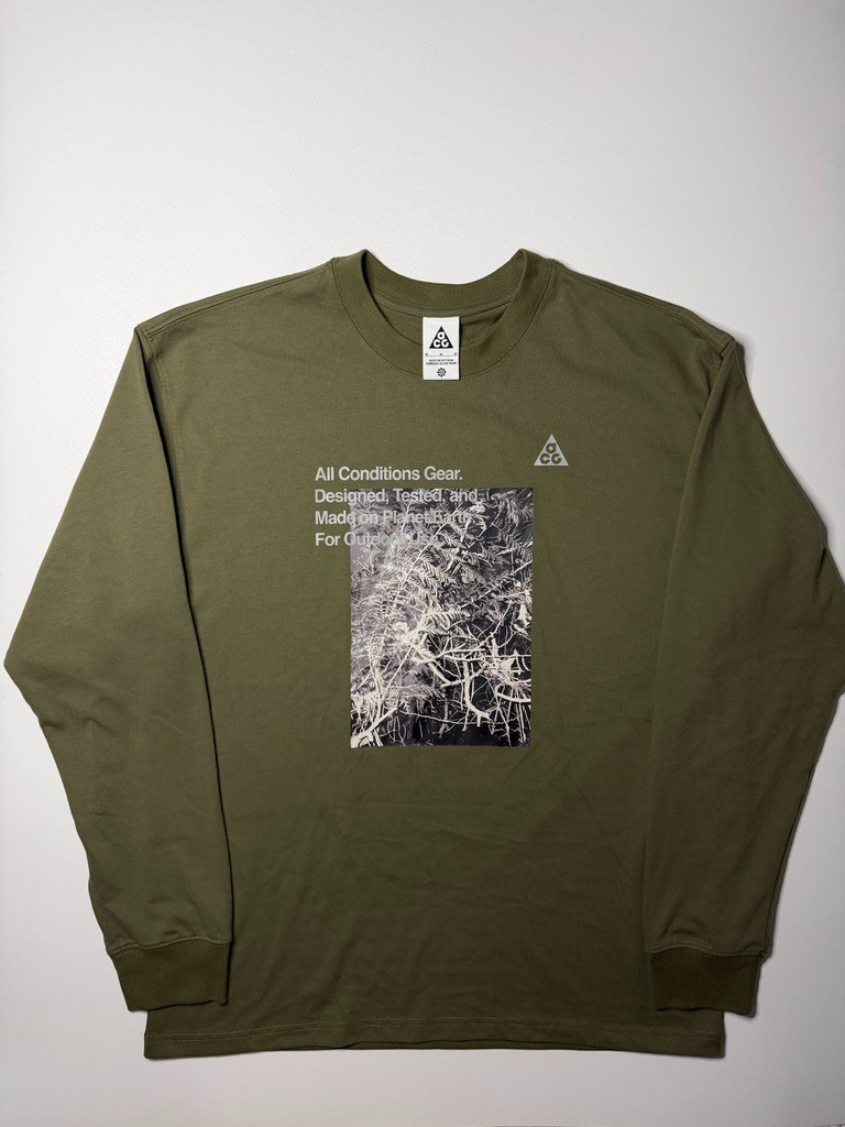 Nike ACG Graphic Print Mens Long Sleeve T-Shirt Olive Green Size Medium