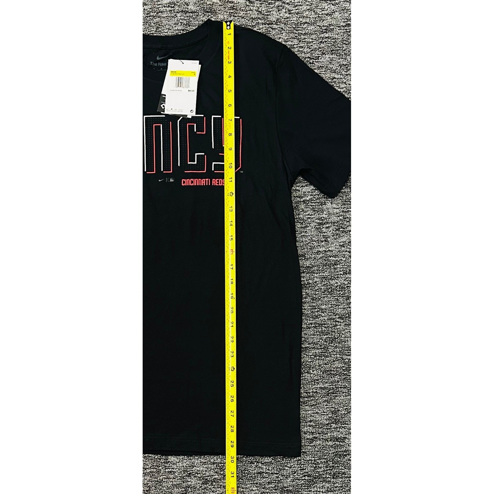 Nike Cincinnati Reds MLB India 6 Mens Small Black City Connect Cincy Shirt NWT