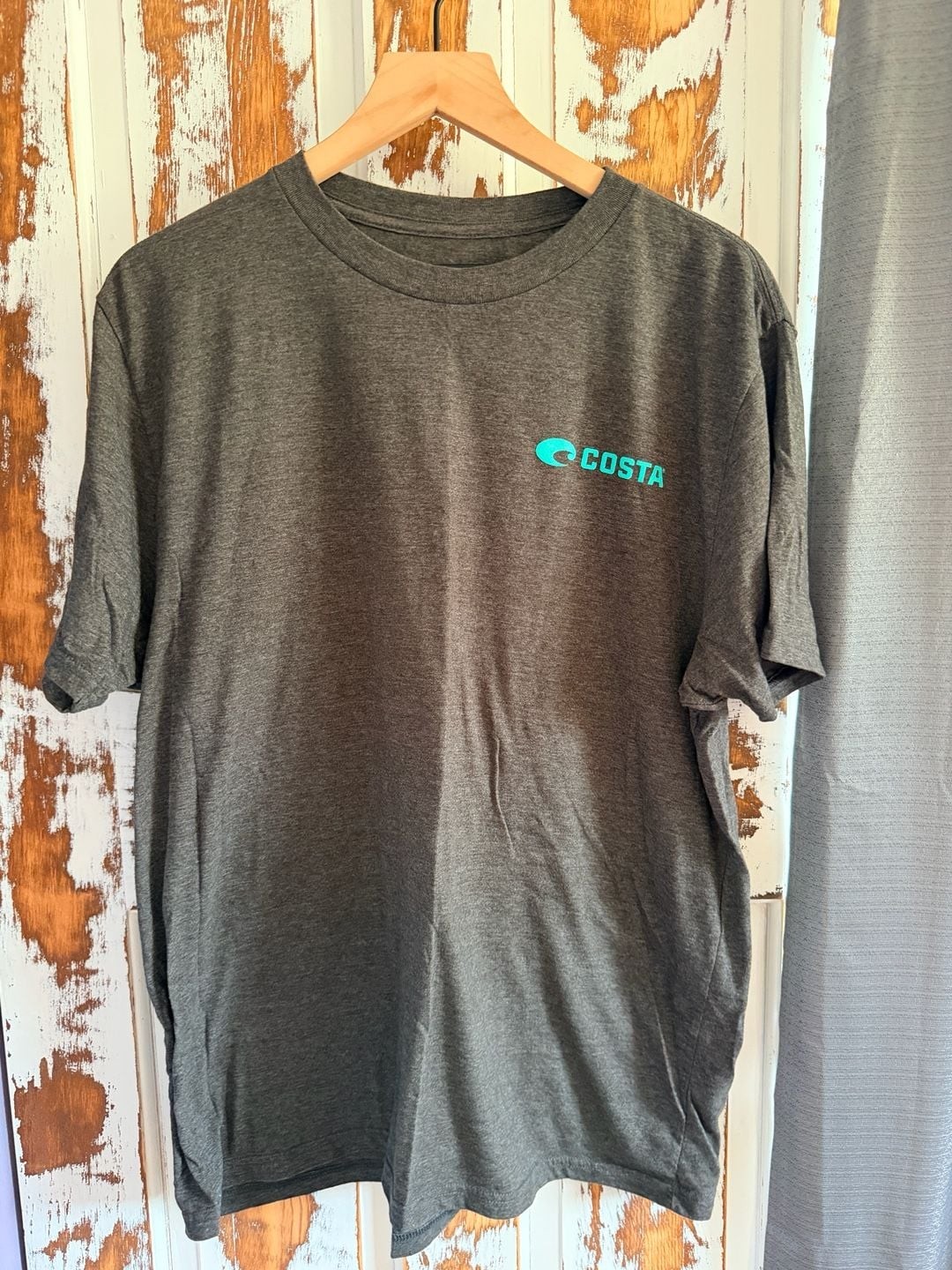Costa Del Mar Men’s Topwater Short Sleeve Graphic T-Shirt in Dark Heather