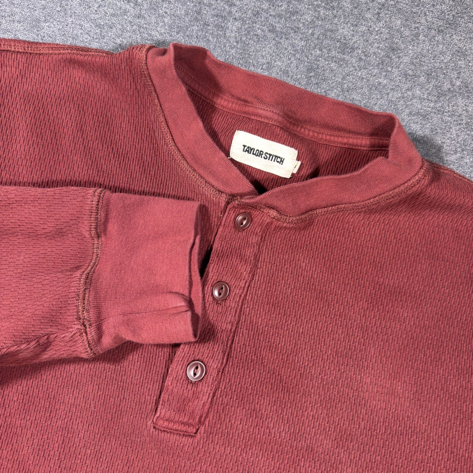 Taylor Stitch Henley Men 42 L Burgundy Heavy Bag Long Sleeve Waffle Knit Cotton