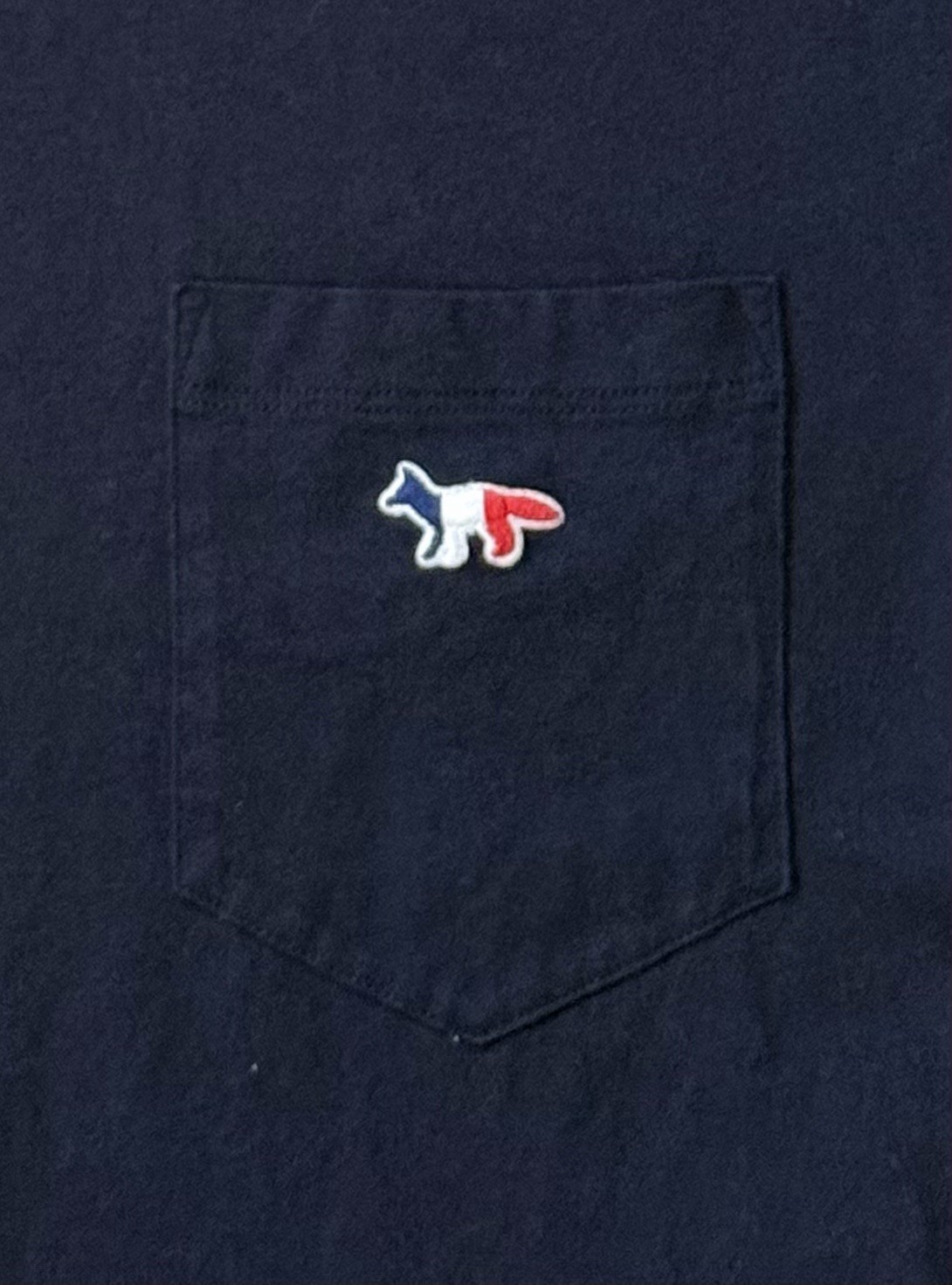 Maison Kitsuné ‘Tri Color Fox Patch’ Logo T-Shirt Medium Paris