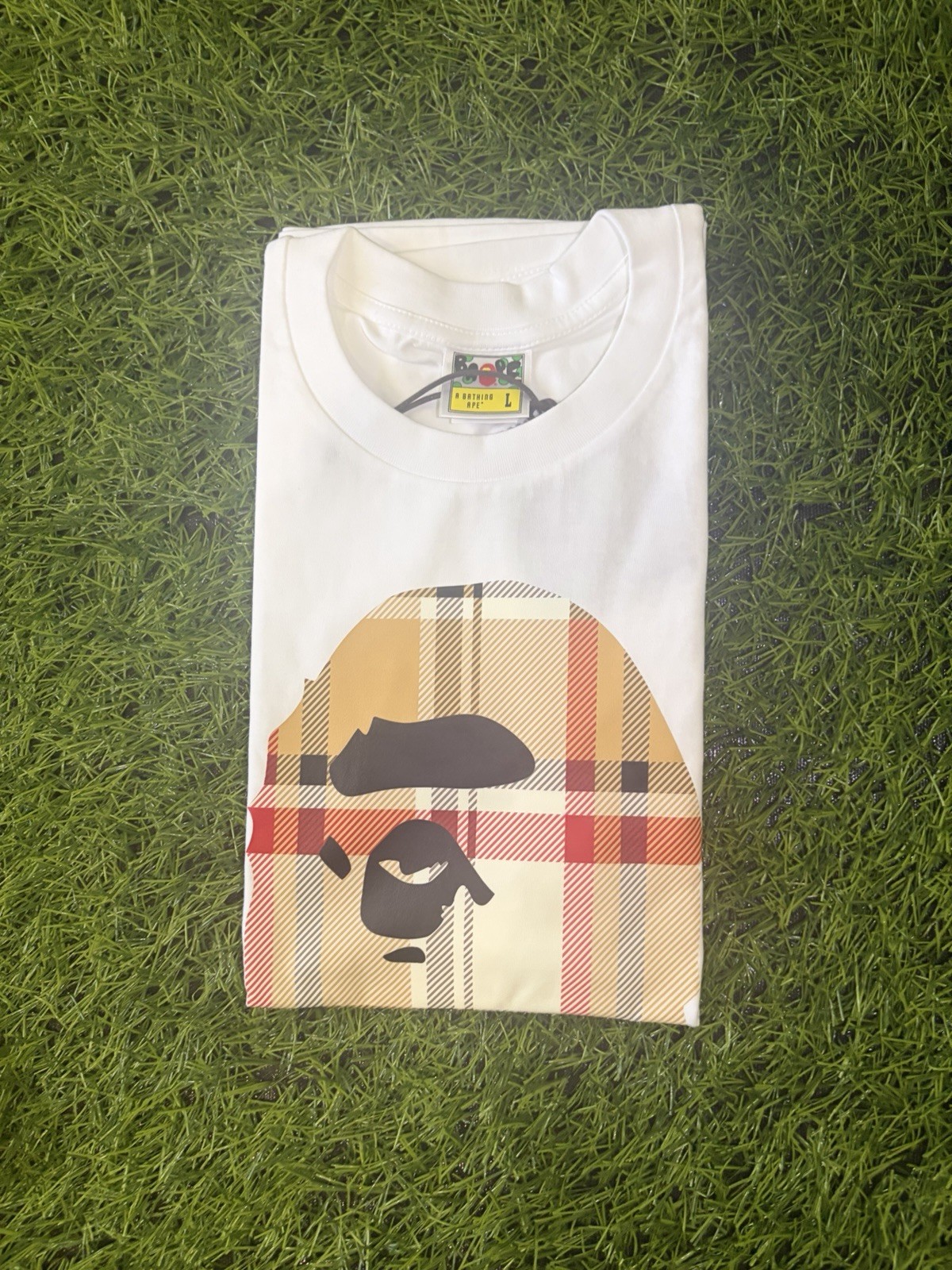 A Bathing Ape BAPE Men’s White Graphic Logo Print Crew Neck T-Shirt Size L