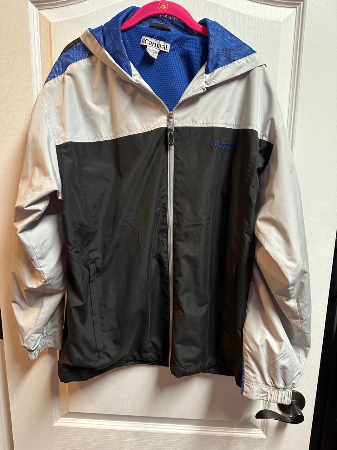 Carnival Cruise Line Ship Windbreaker Light Weight Jacket with hood Size Large