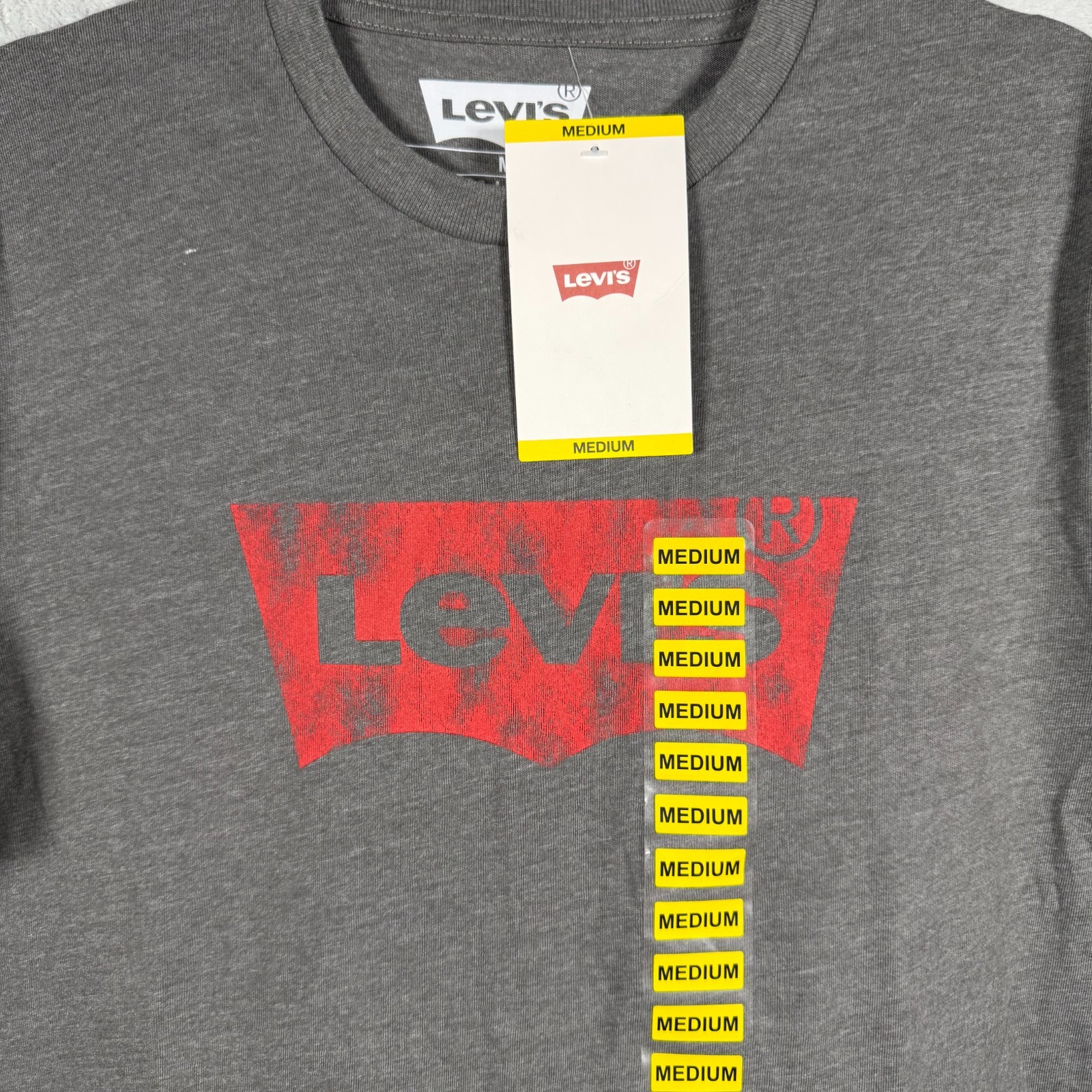 NWT LEVI’S RED FOIL BATWING MENS GRAY CREWNECK SHORT SLEEVE T-SHIRT M