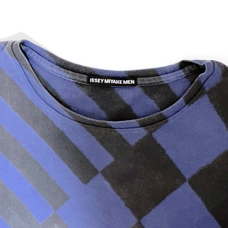 ISSEY MIYAKE MEN Stripe & Check All-Over Print S/S T-Shirt – Size 4 (Large)