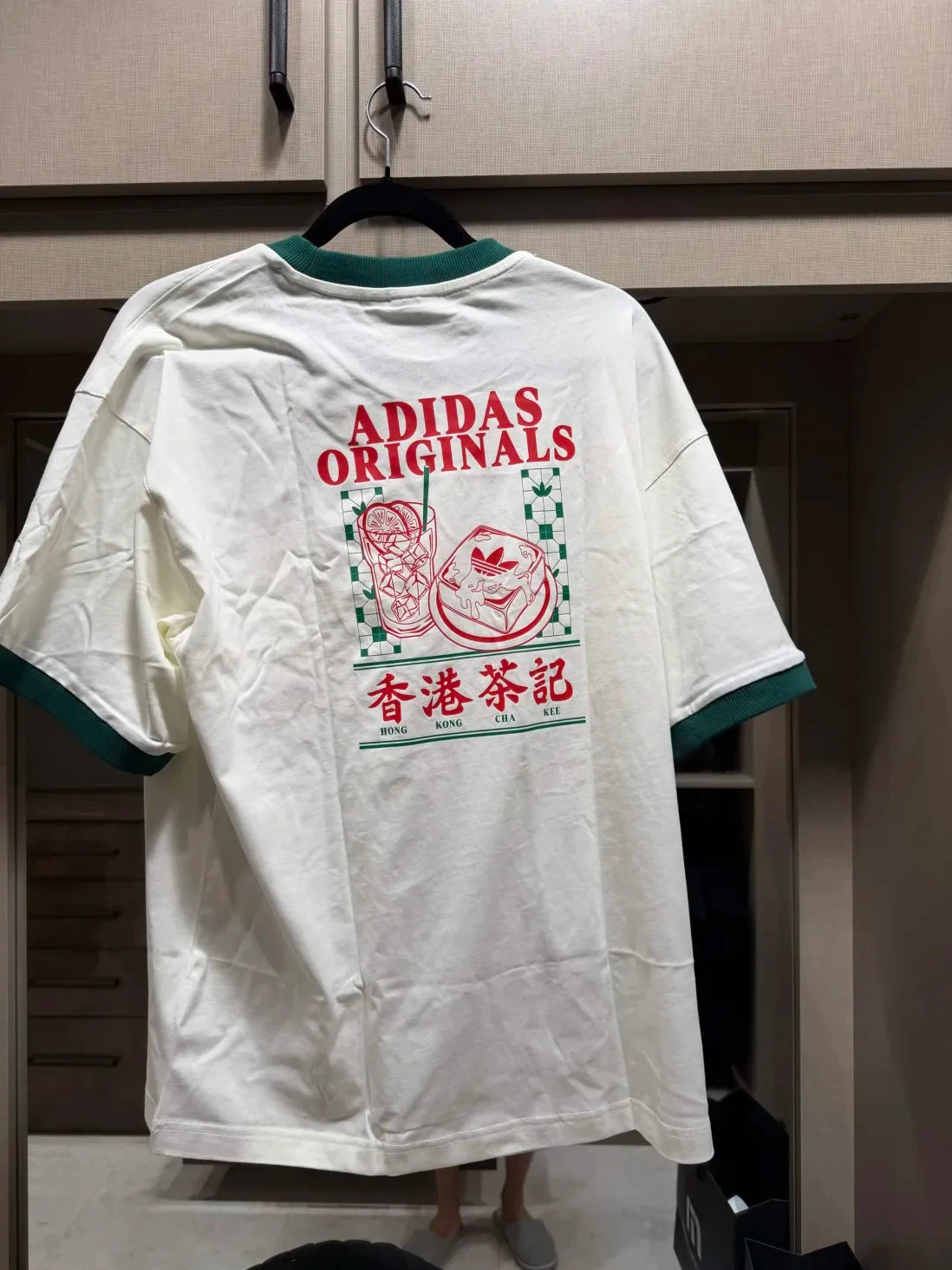 adidas originals hong kong cha kee tee size small